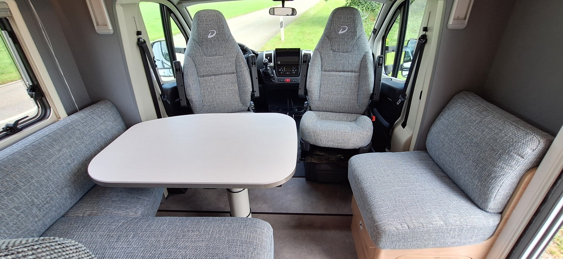 DETHLEFFS Just Camp T 7057 EB auf Opel Movano-image-10