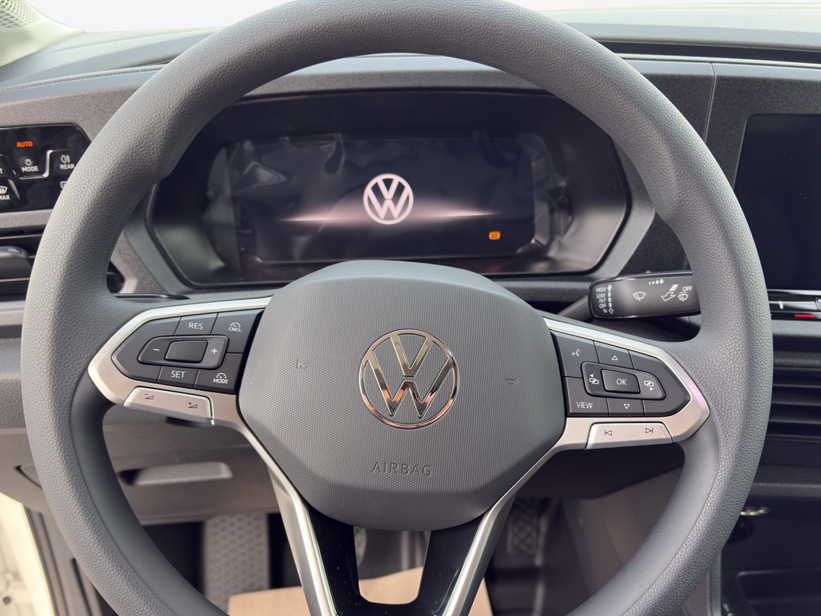 VW Caddy Cargo 2.0TDI Maxi 4Motion-image-9