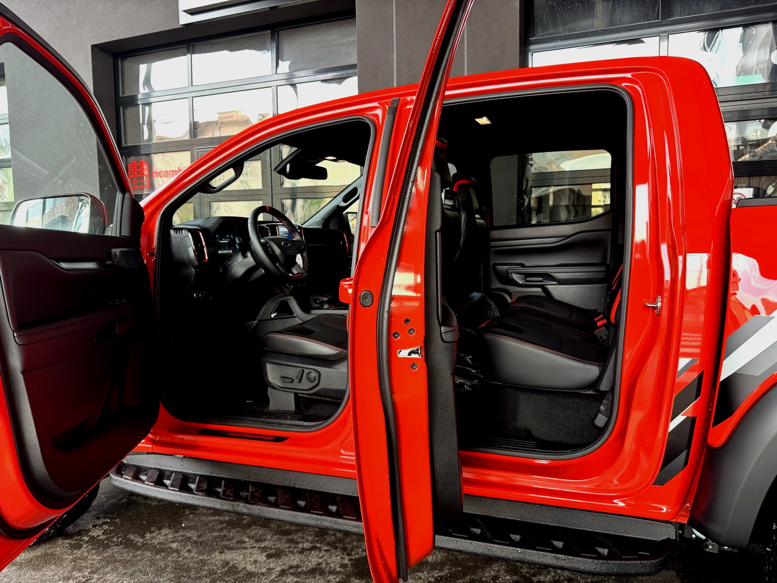 FORD Ranger Raptor 3.0 V6 BI TB AWD4x4 A-image-7