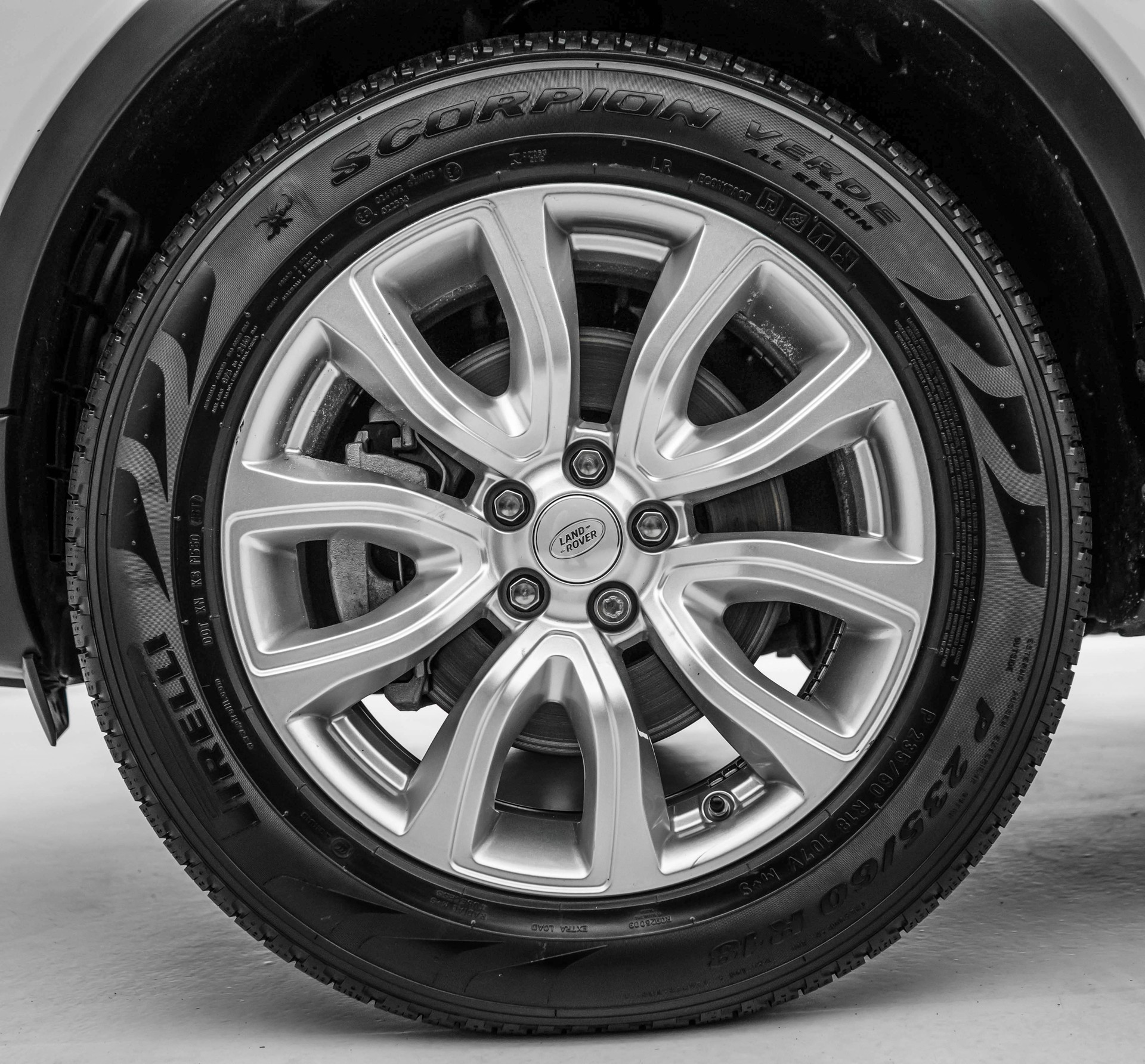 LAND ROVER Range Rover Evoque 2.0 TD4 SE AT9-image-22