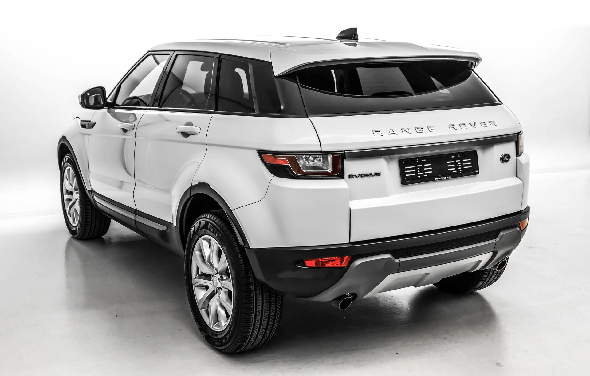 LAND ROVER Range Rover Evoque 2.0 TD4 SE AT9-image-5