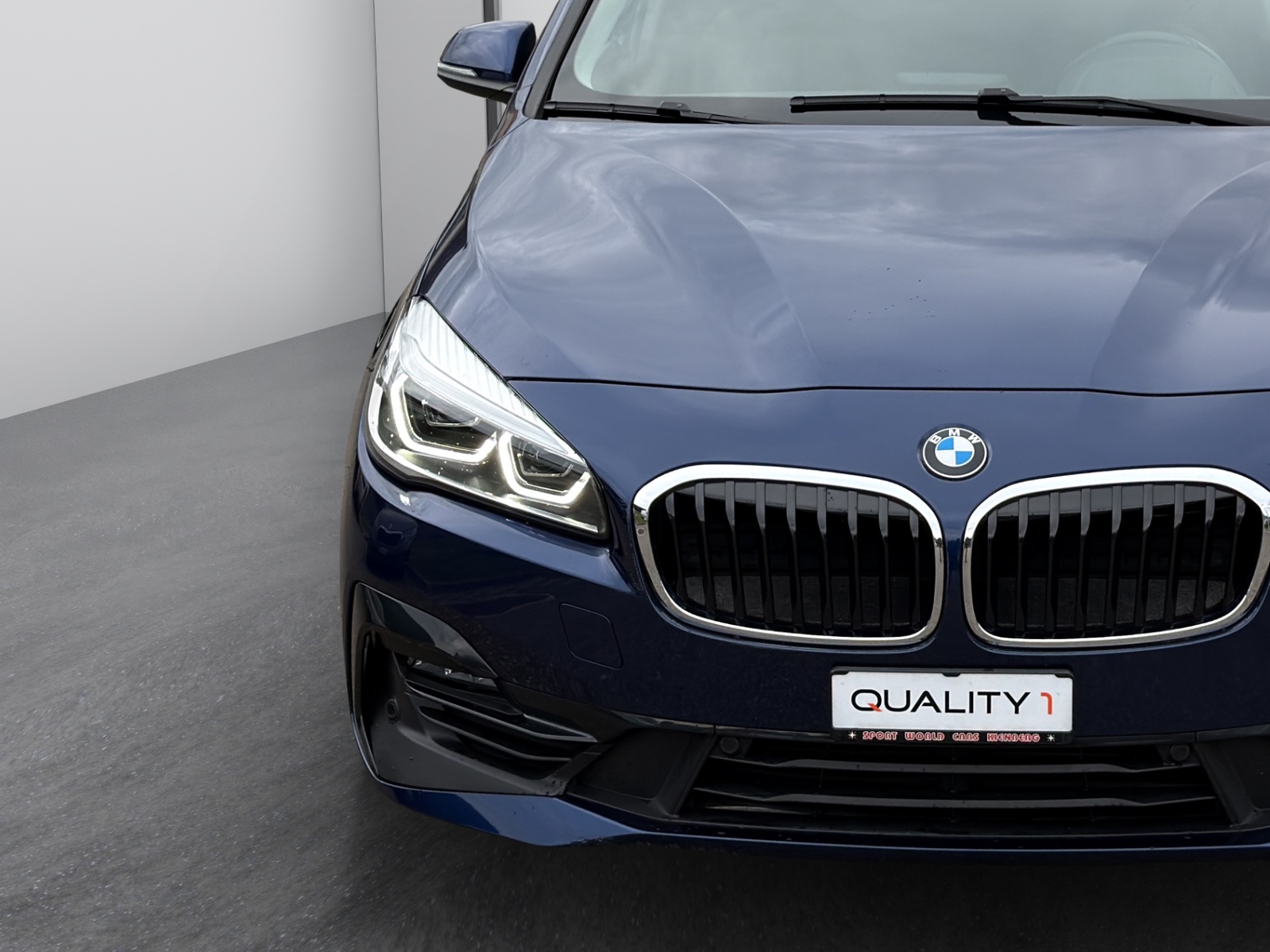 BMW 218i Active Tourer Sport Line-image-6