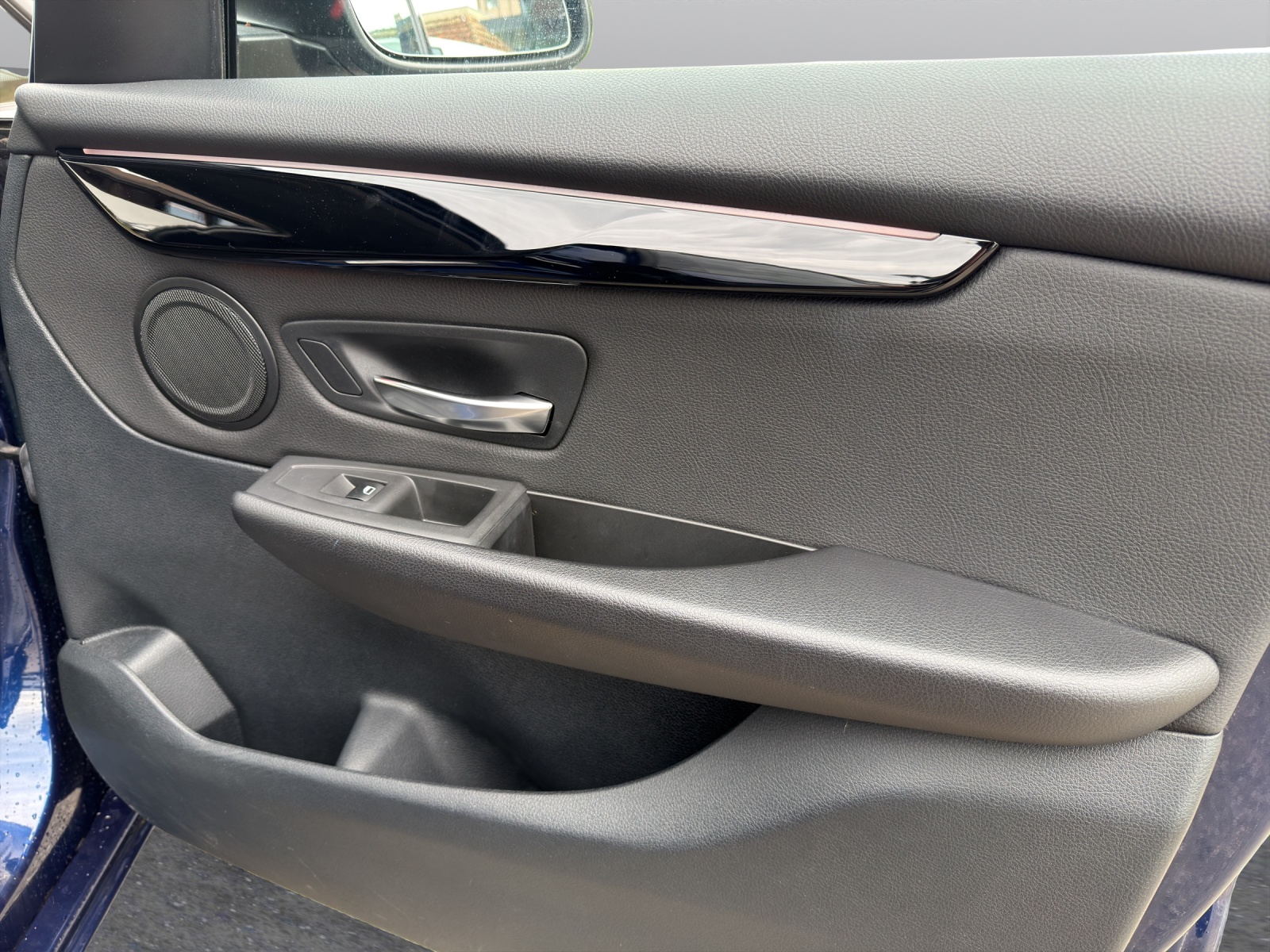 BMW 218i Active Tourer Sport Line-image-24