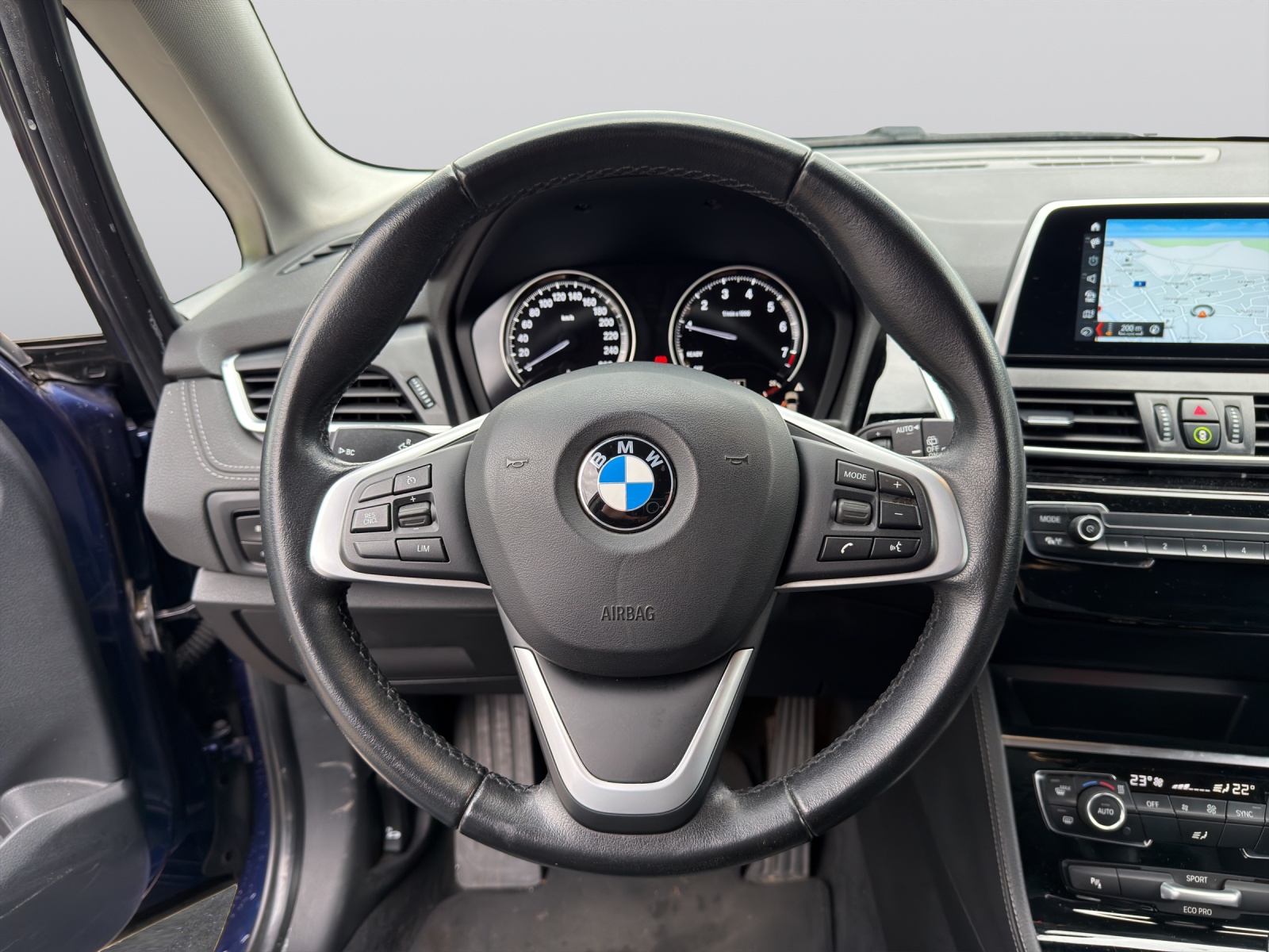 BMW 218i Active Tourer Sport Line-image-5