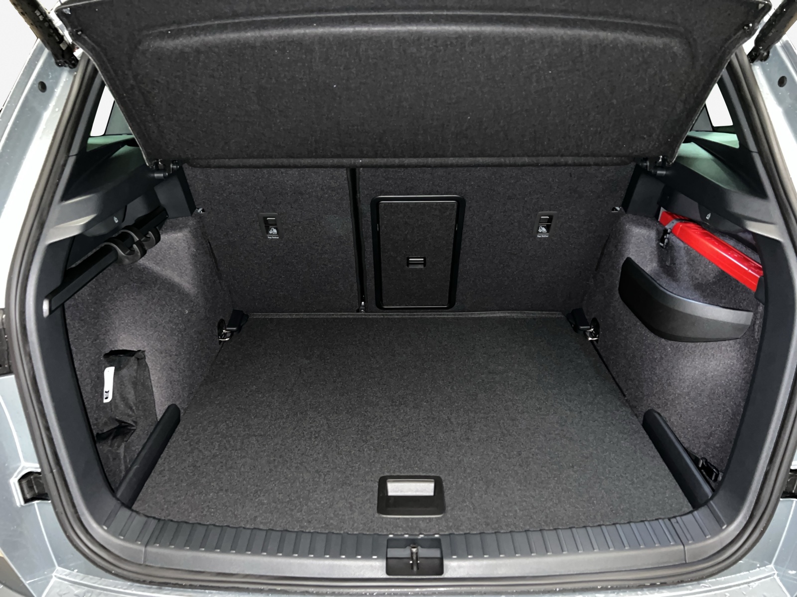 SKODA Karoq 2.0 TSI Dynamic Limited Edition 4x4 DSG-image-12