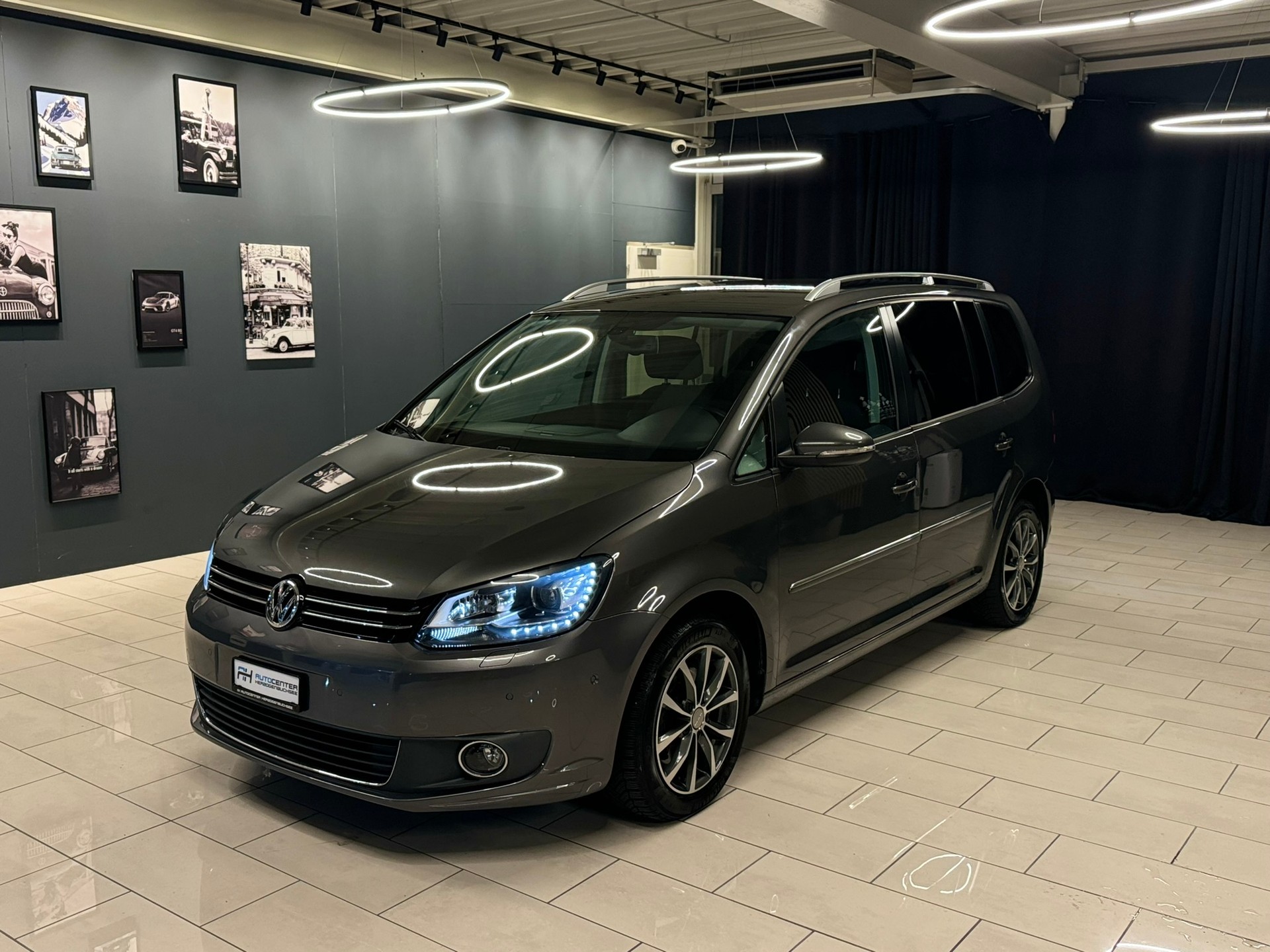 VW Touran 1.4 TSI Highline DSG-showroom-element-2