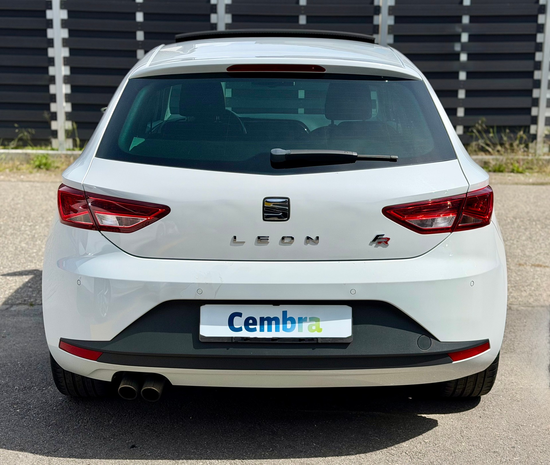 SEAT Leon 1.8 TSI FR DSG-image-4