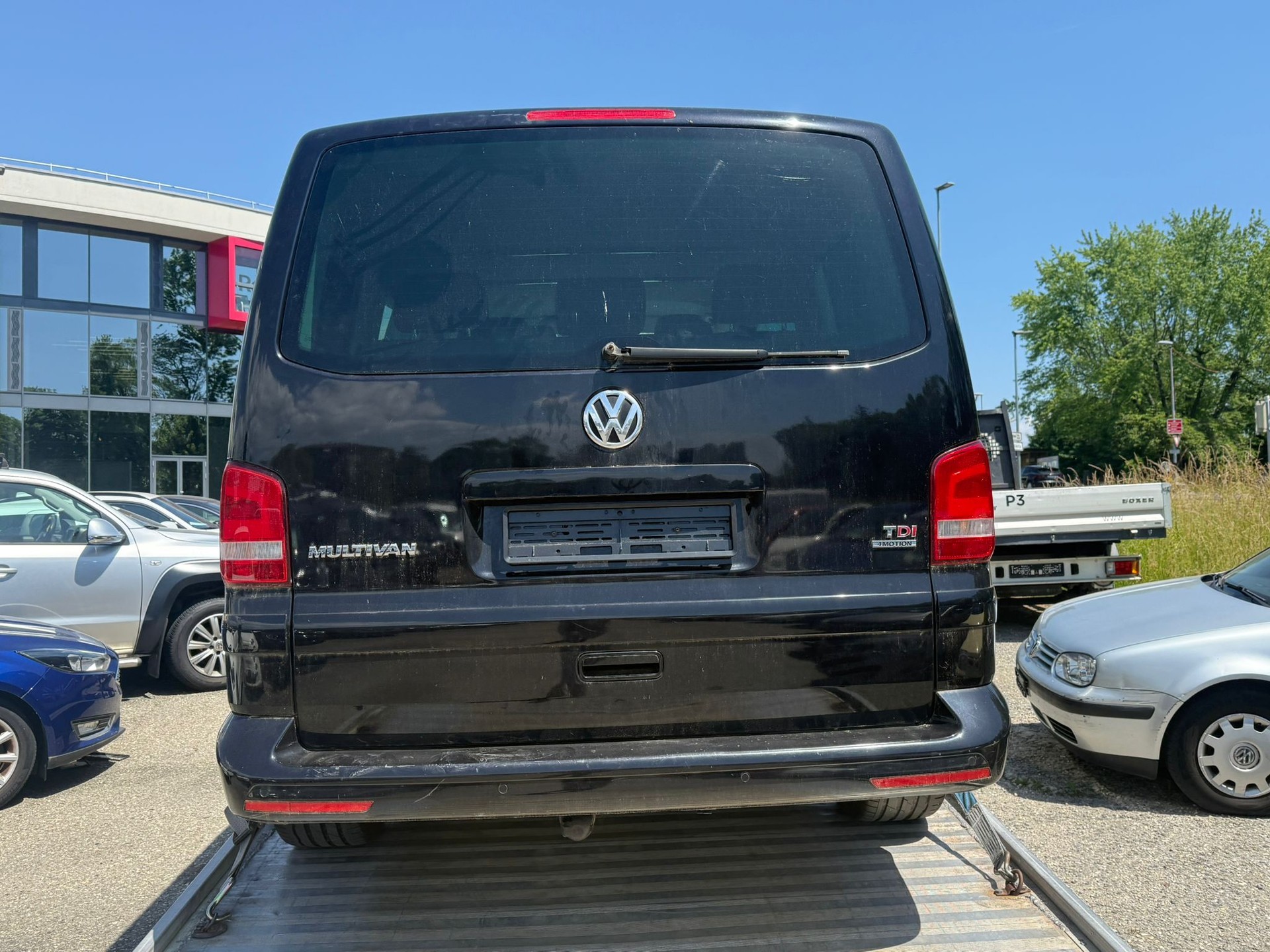 VW T5 Multivan Trendline 2.0 TDI CR 4Motion-image-6