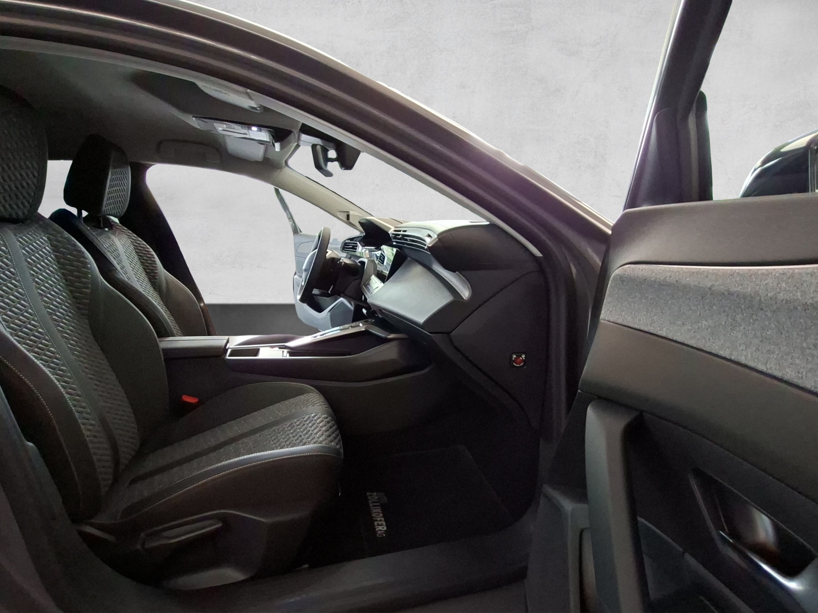 PEUGEOT 308 1.2 Hybrid Allure-image-13