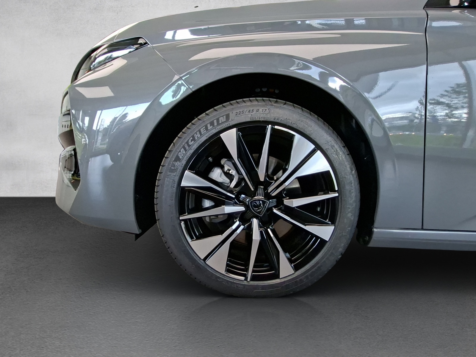 PEUGEOT 308 1.2 Hybrid Allure-image-15