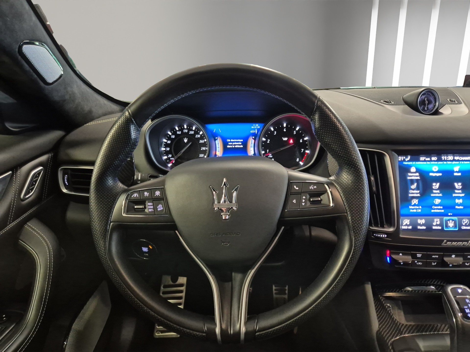 MASERATI Levante 3.8 V8 Trofeo Q4 Automatica LEASING à partir de CHF 795.-/mois-image-9