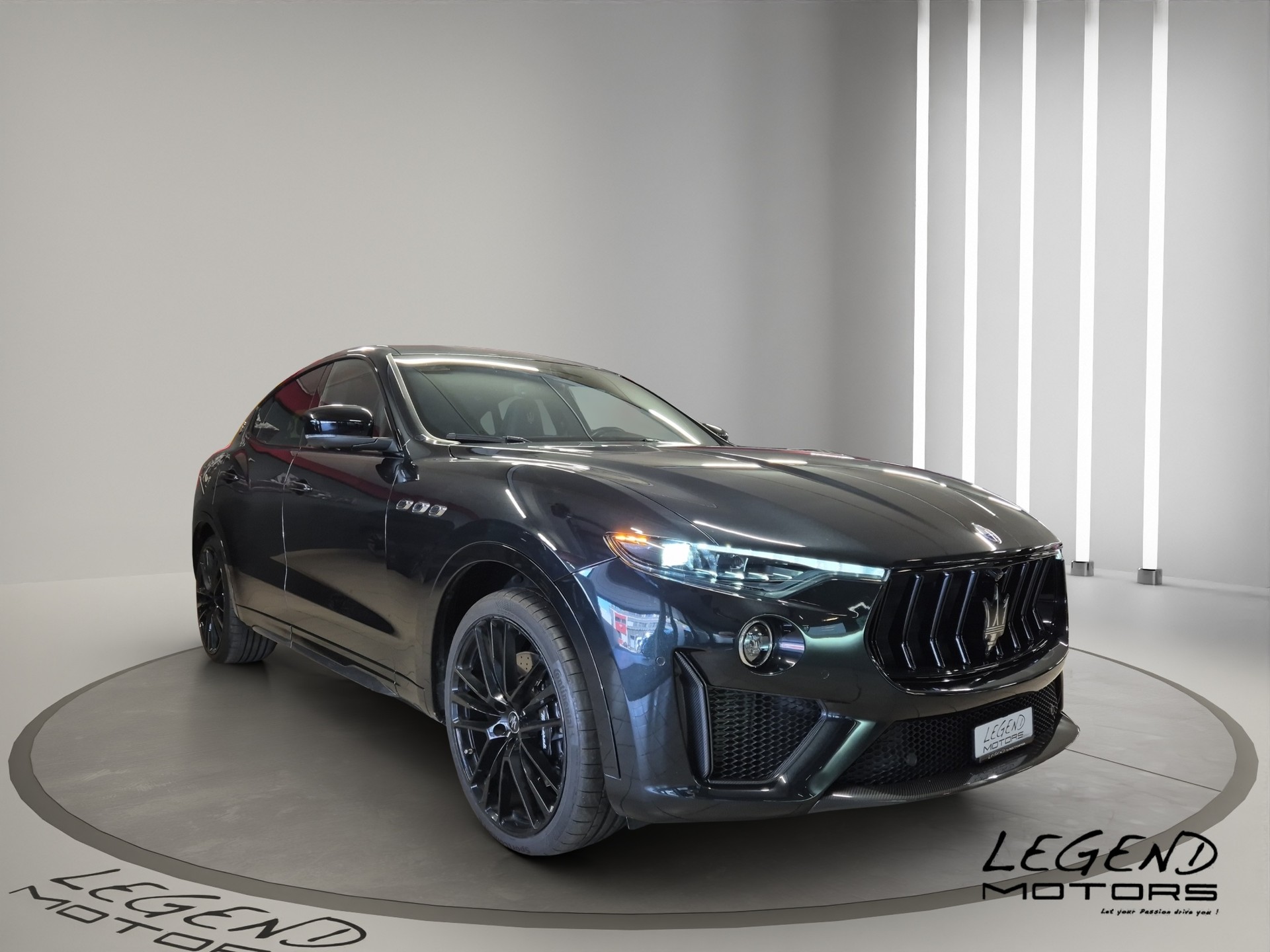 MASERATI Levante 3.8 V8 Trofeo Q4 Automatica LEASING à partir de CHF 795.-/mois