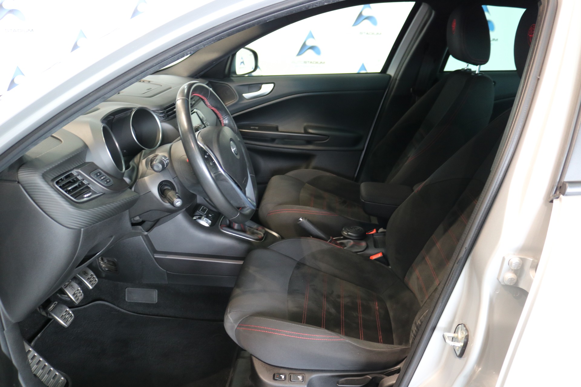 ALFA ROMEO Giulietta 1.4 Turbo Sport-showroom-element-2