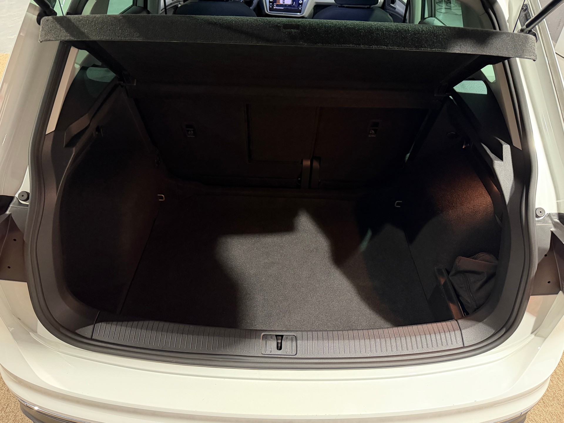 VW Tiguan 1.5TSI Evo Starter-image-18