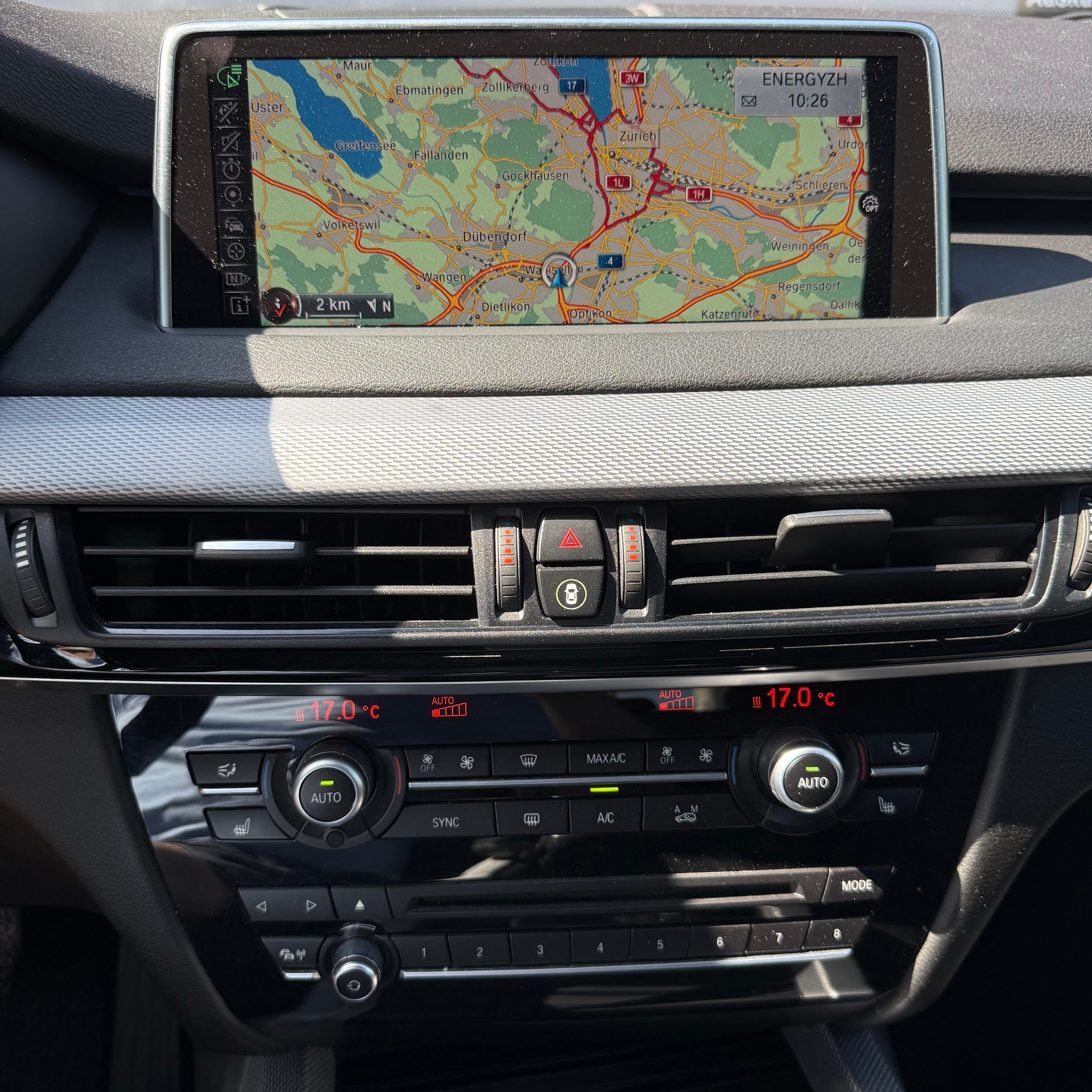 BMW X5 xDrive 30d Steptronic M Sport *LEDER - PANORAMA-DACH - ANHÄNGERKUPPLUNG*-image-16