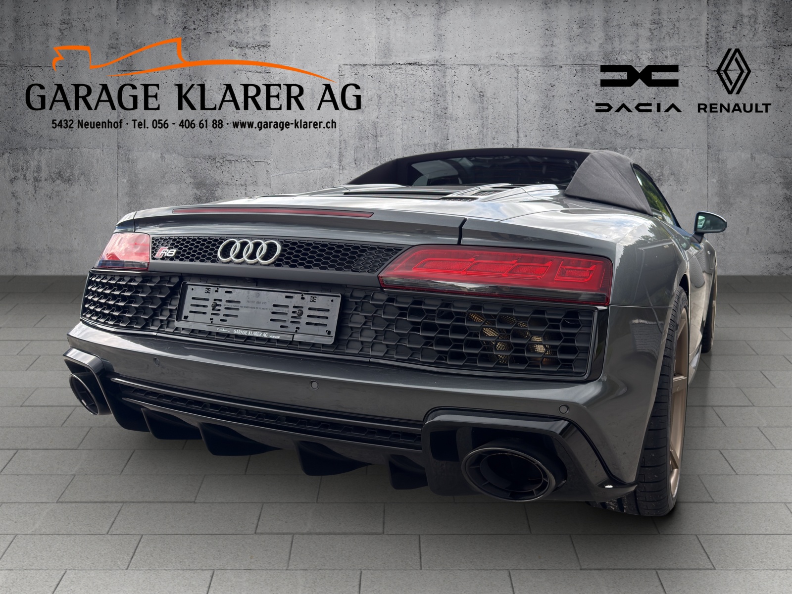 AUDI R8 Spyder RWD S-Tronic-image-10