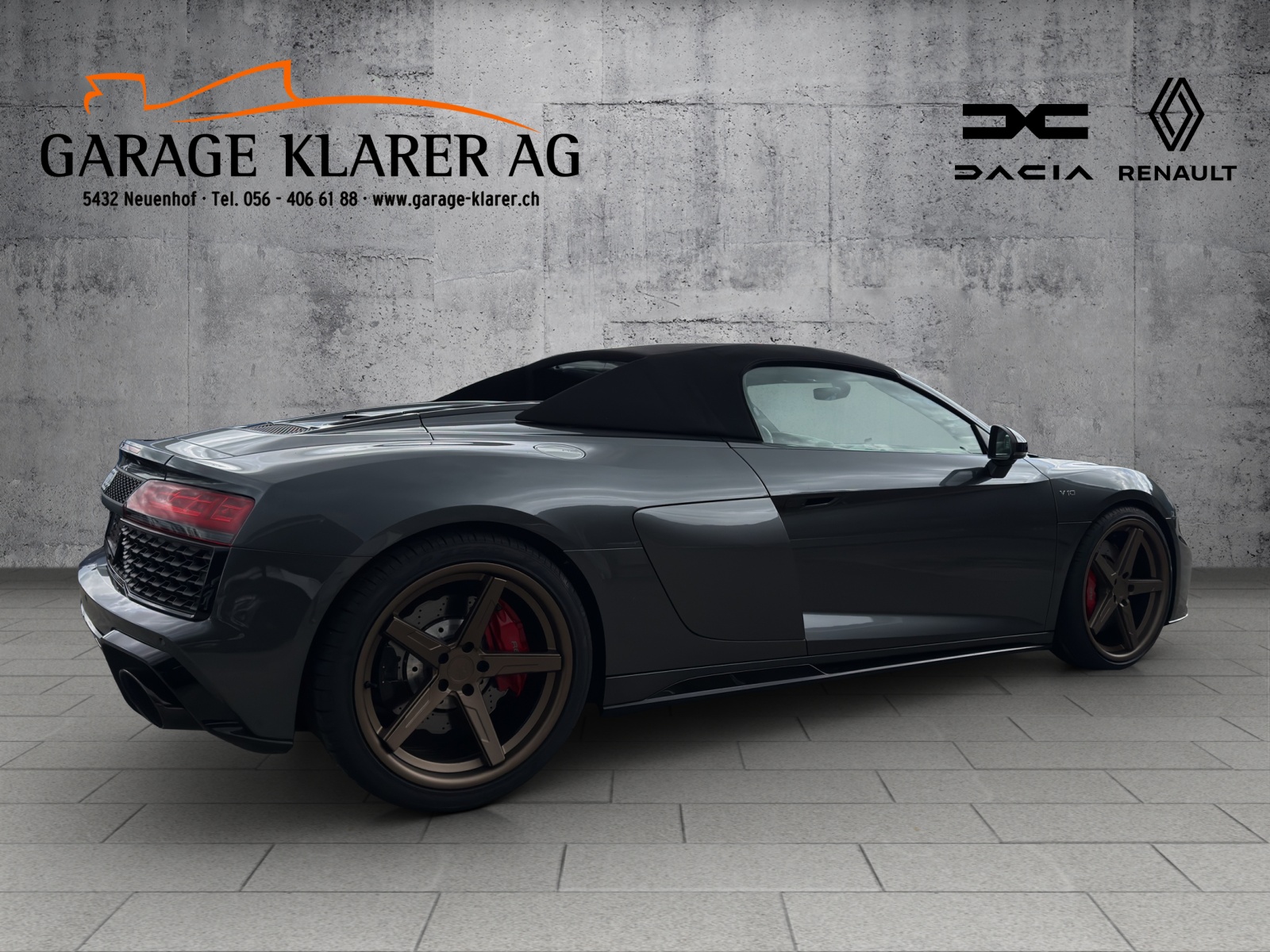 AUDI R8 Spyder RWD S-Tronic-image-11