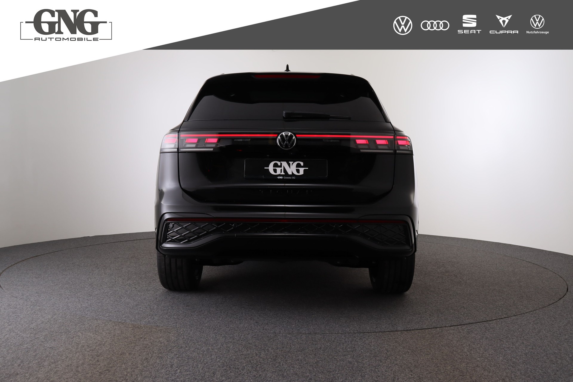 VW Tiguan 2.0 TSI DSG R-Line 4Motion-image-5