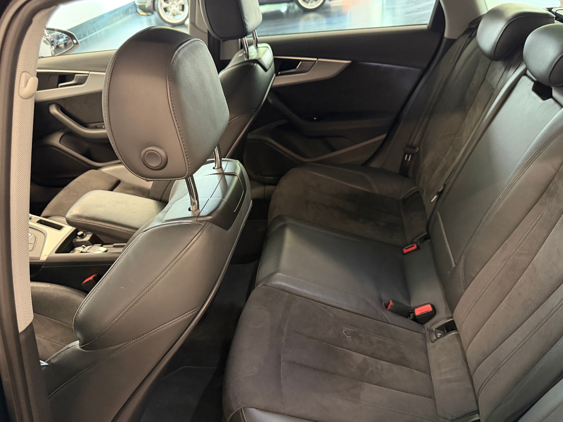 AUDI A4 Avant 2.0 TDI Sport quattro S-tronic-image-12