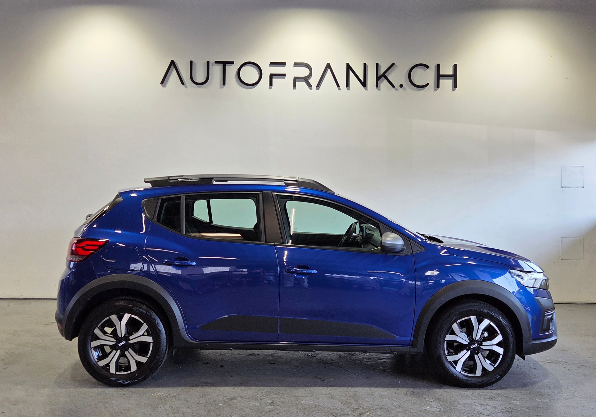 DACIA Sandero 1.0 TCe 110 Stepway Expression-showroom-element-1