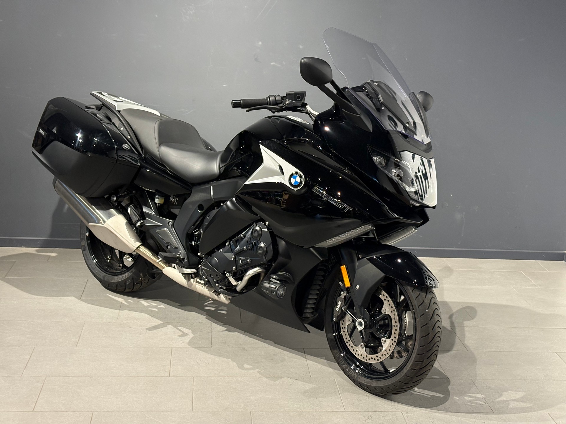 BMW K 1600 GT-showroom-element-1