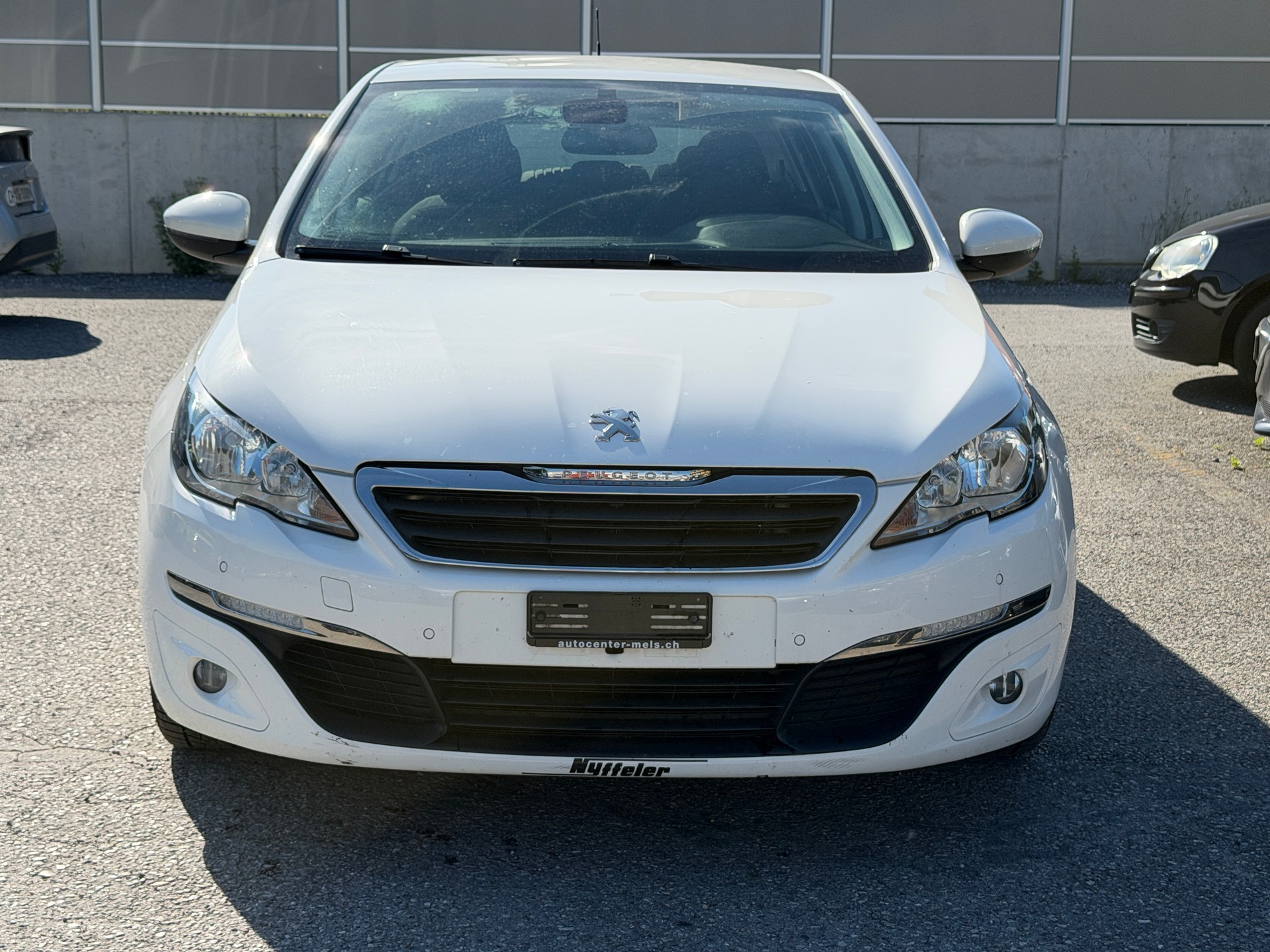 PEUGEOT 308 1.6 e-HDI Active-image-3