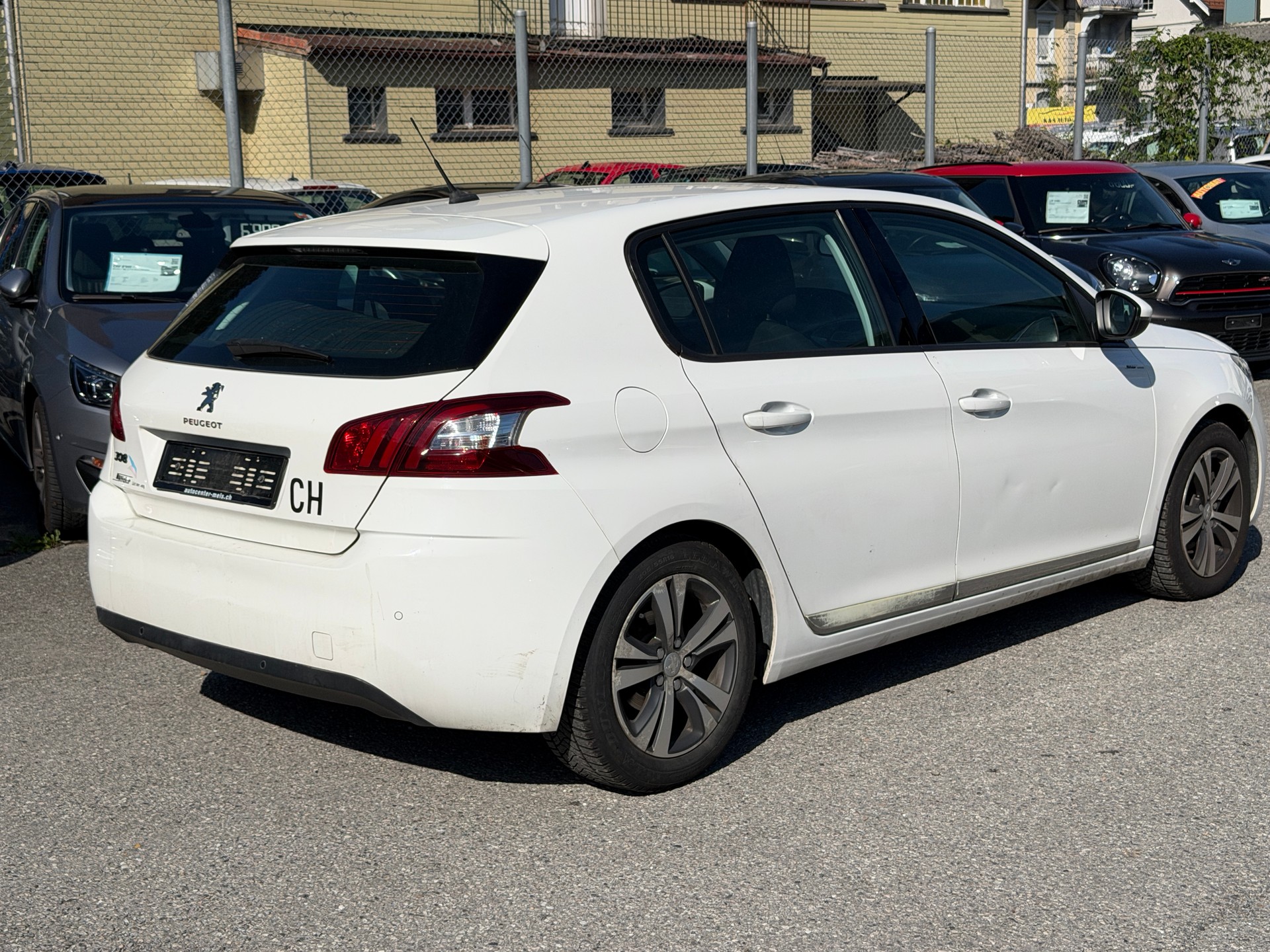 PEUGEOT 308 1.6 e-HDI Active-image-11