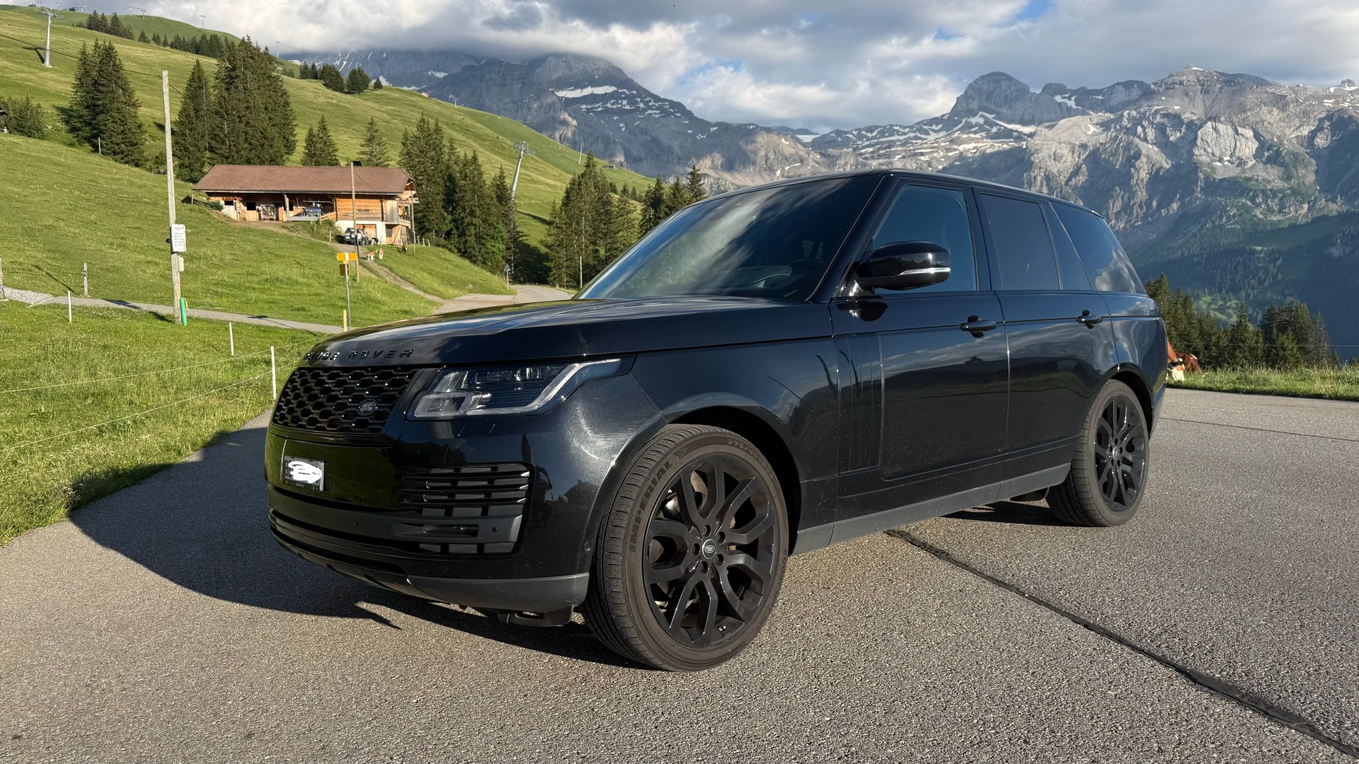 LAND ROVER 3.0 SDV6 – Garantie bis 07/2027 - 1. Hand – Schweizer Fahrzeug – Top Zustand