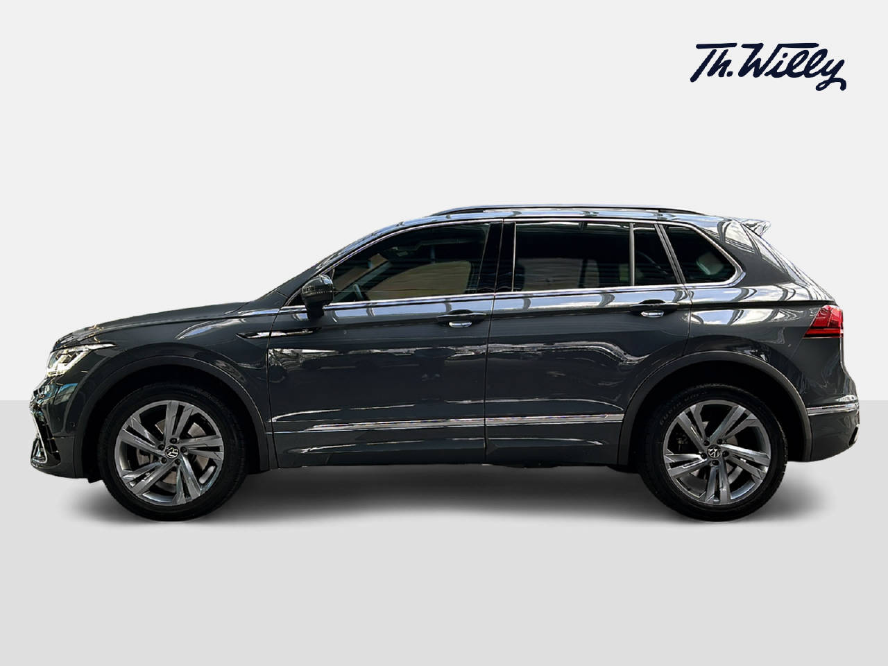 VW Tiguan 2.0 TSI R-Line DSG-showroom-element-1