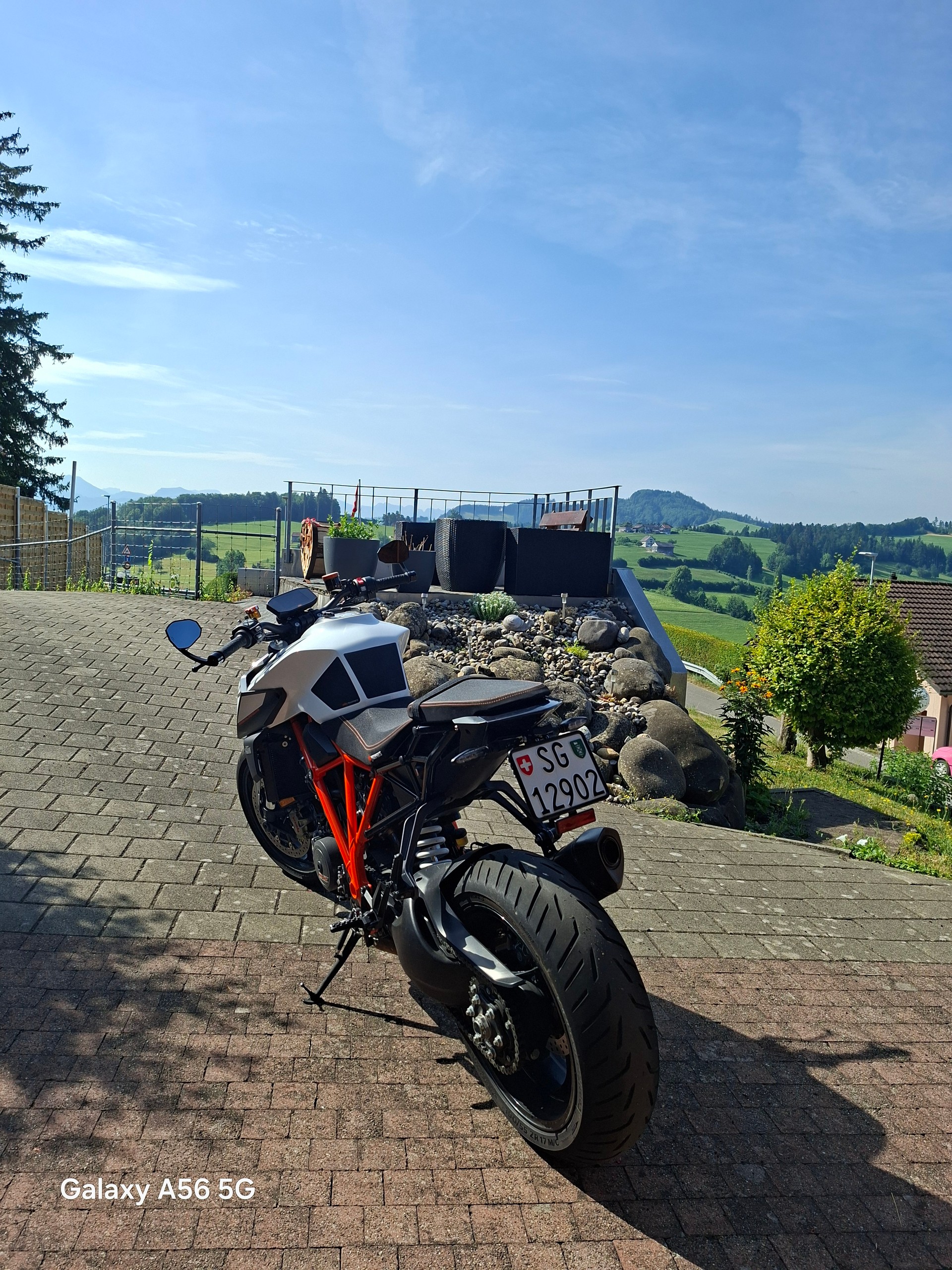 KTM Super Duke R-image-5