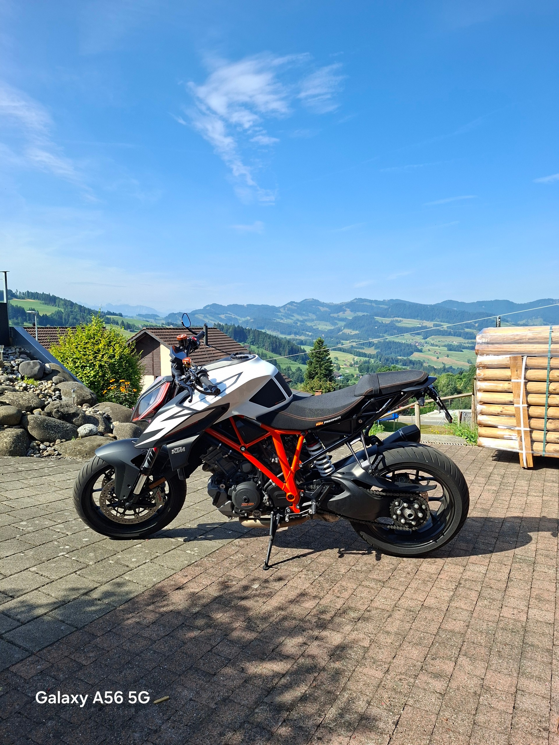 KTM Super Duke R-image-1