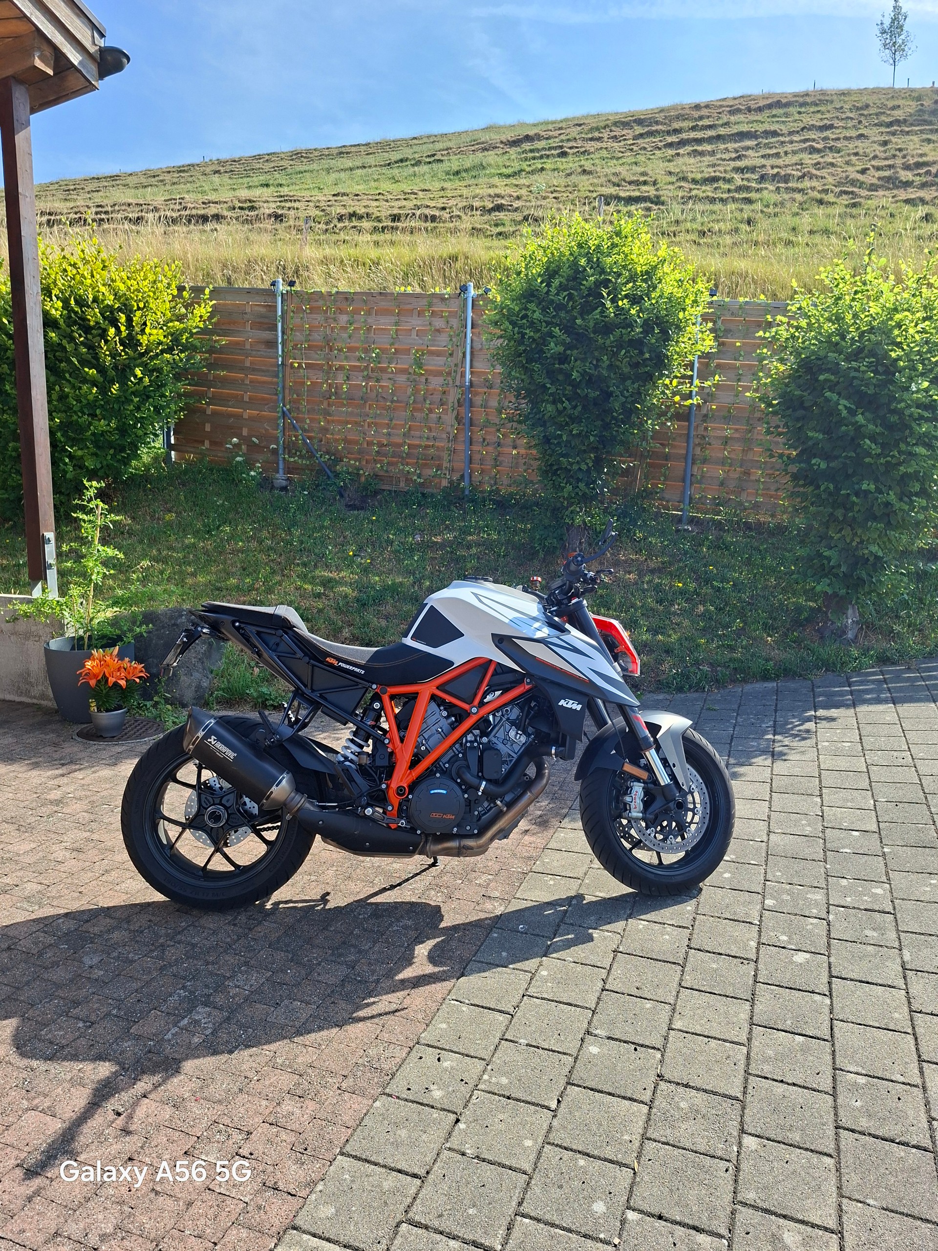 KTM Super Duke R-image-4