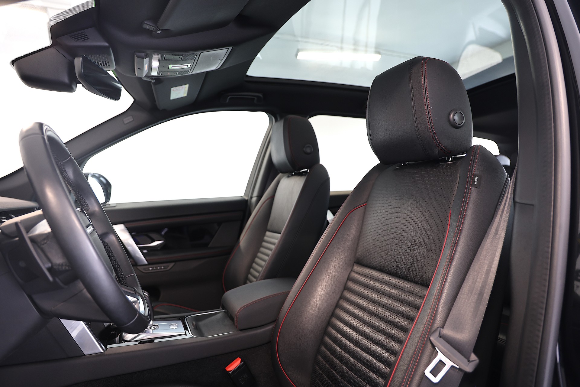 LAND ROVER Discovery Sport 2.0 Si4 R-Dynamic SE-image-7
