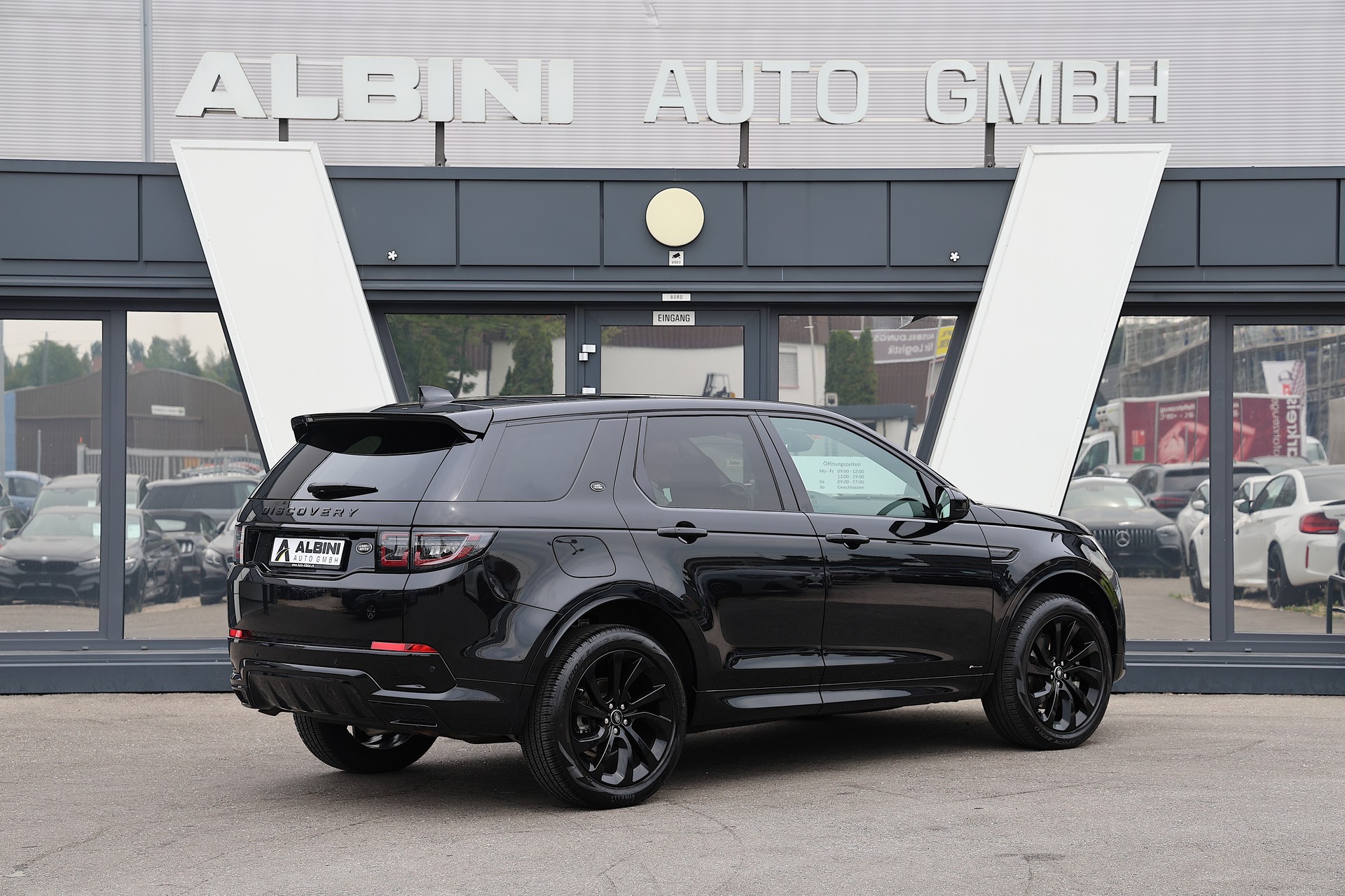 LAND ROVER Discovery Sport 2.0 Si4 R-Dynamic SE-showroom-element-3