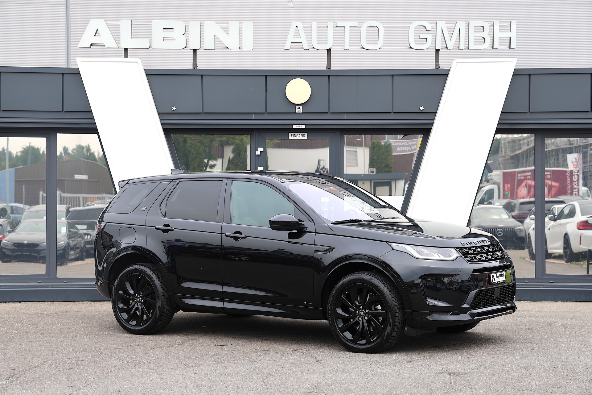 LAND ROVER Discovery Sport 2.0 Si4 R-Dynamic SE-showroom-element-2
