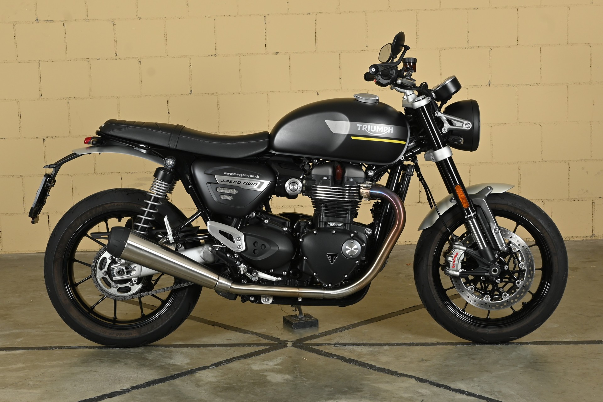 TRIUMPH Speed Twin 1200-image-0