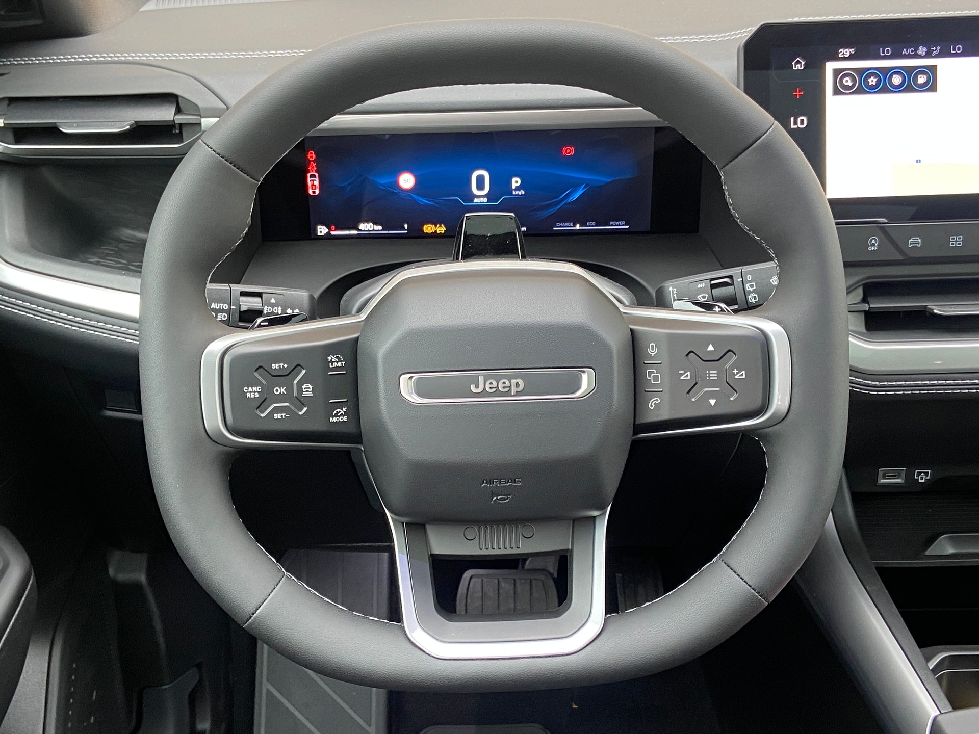 JEEP Compass 1.2 T e-Hybrid Summit Premium Sky-image-10