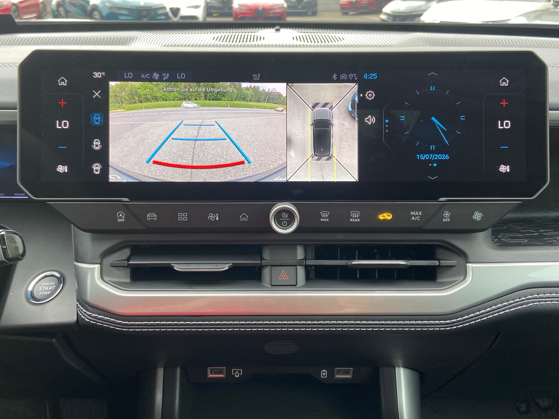 JEEP Compass 1.2 T e-Hybrid Summit Premium Sky-image-16