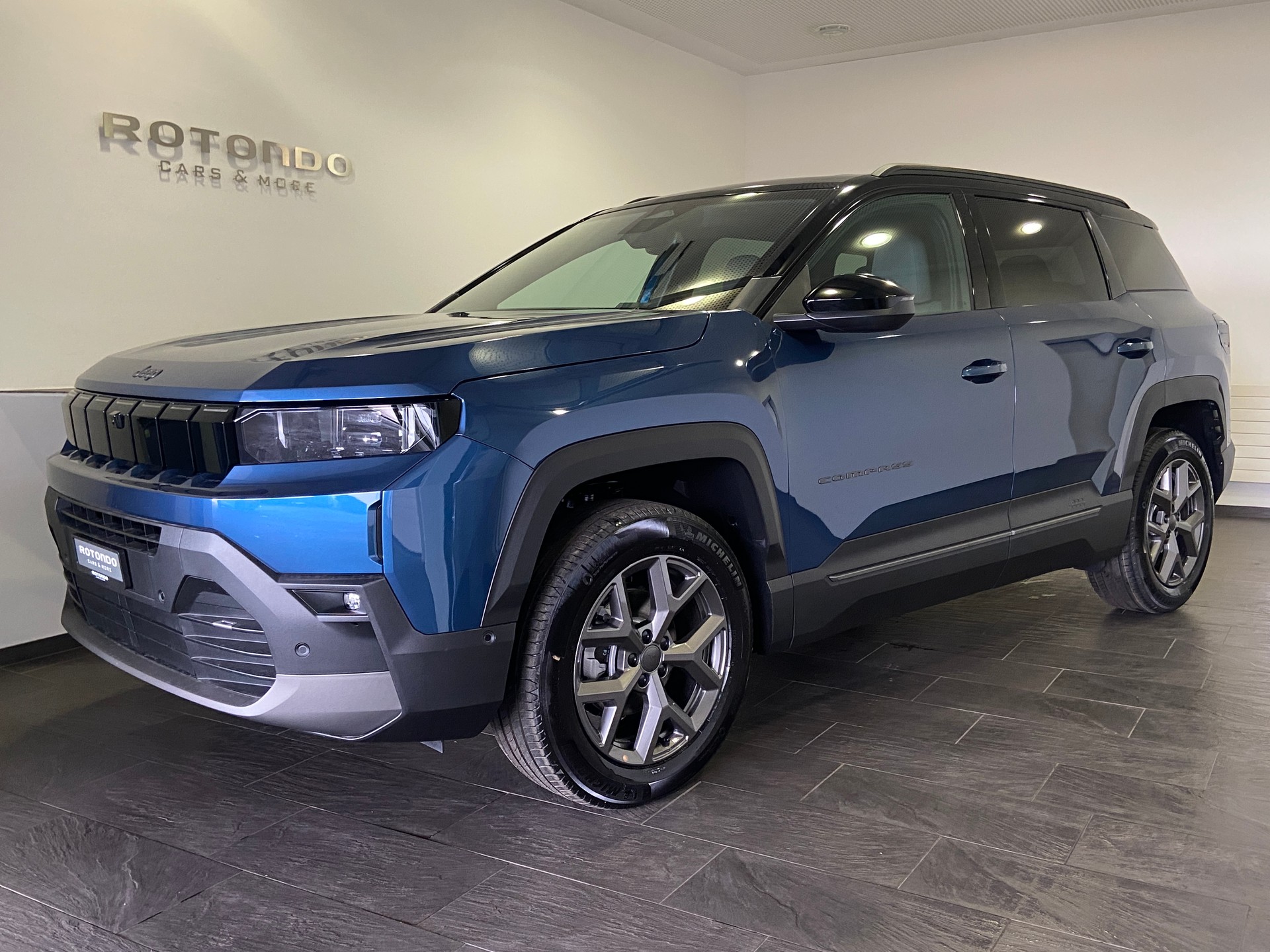 JEEP Compass 1.2 T e-Hybrid Summit Premium Sky-image-0