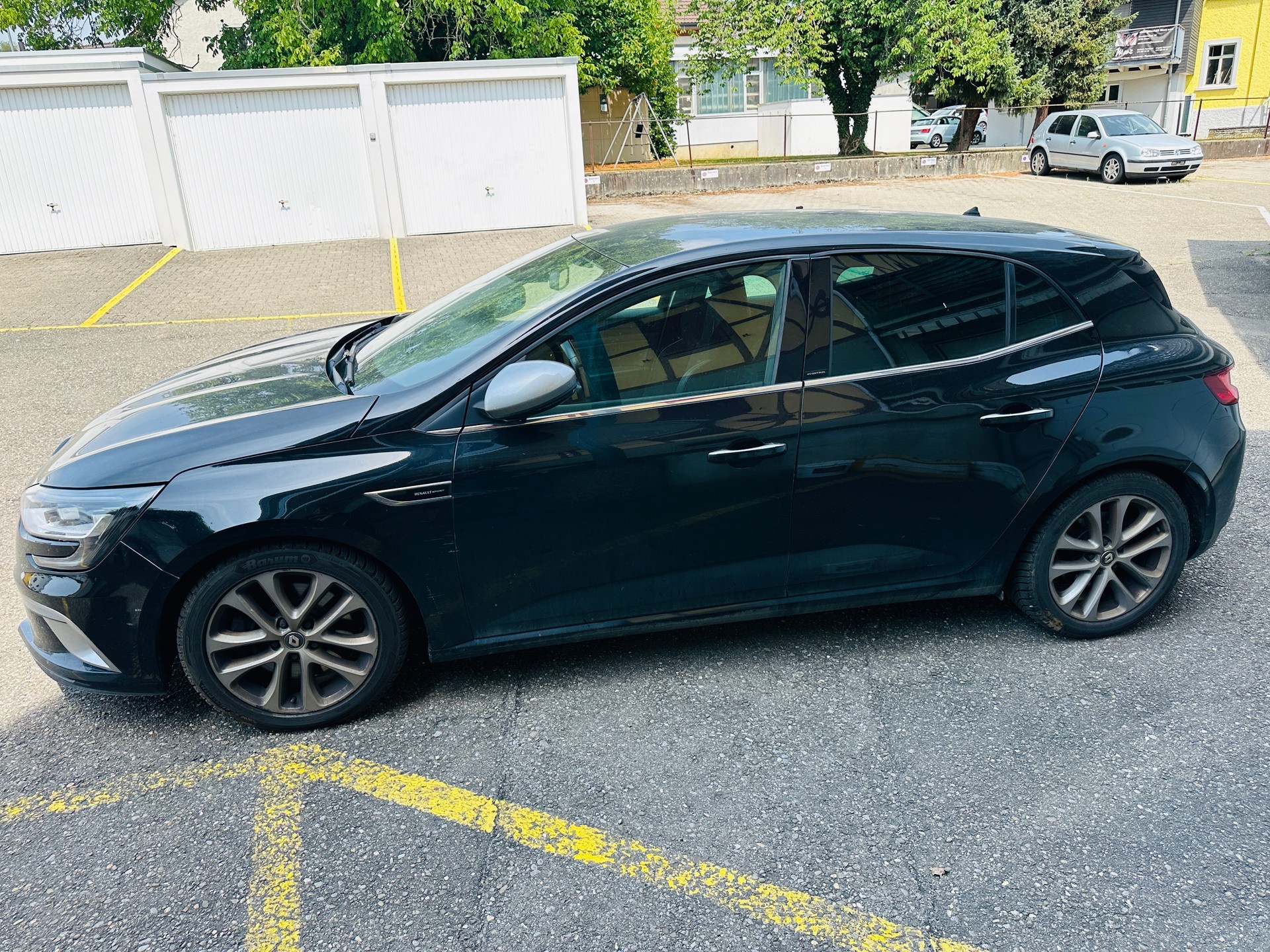 RENAULT Mégane 1.6 16V Turbo GT EDC-image-6