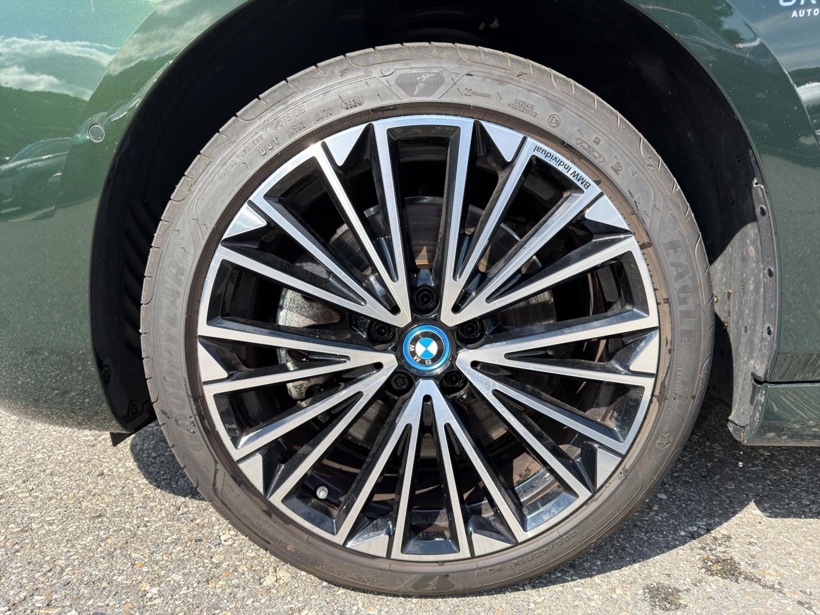 BMW 🆕230e xDrive Active Tourer M Sport (CH) ⛽ + 🔌-image-7