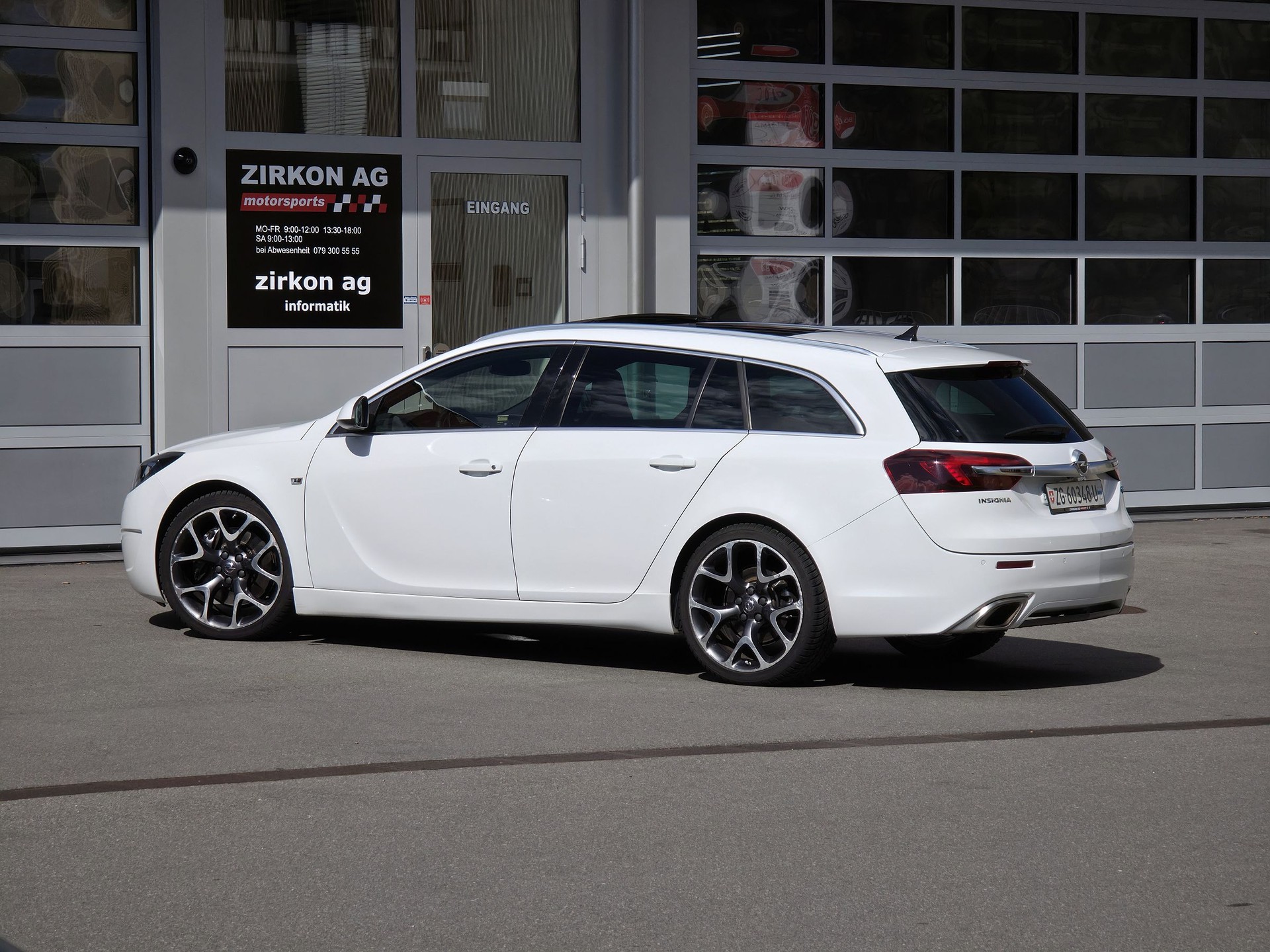 OPEL Insignia Sports Tourer 2.8 Turbo OPC 4WD Automatic-image-10