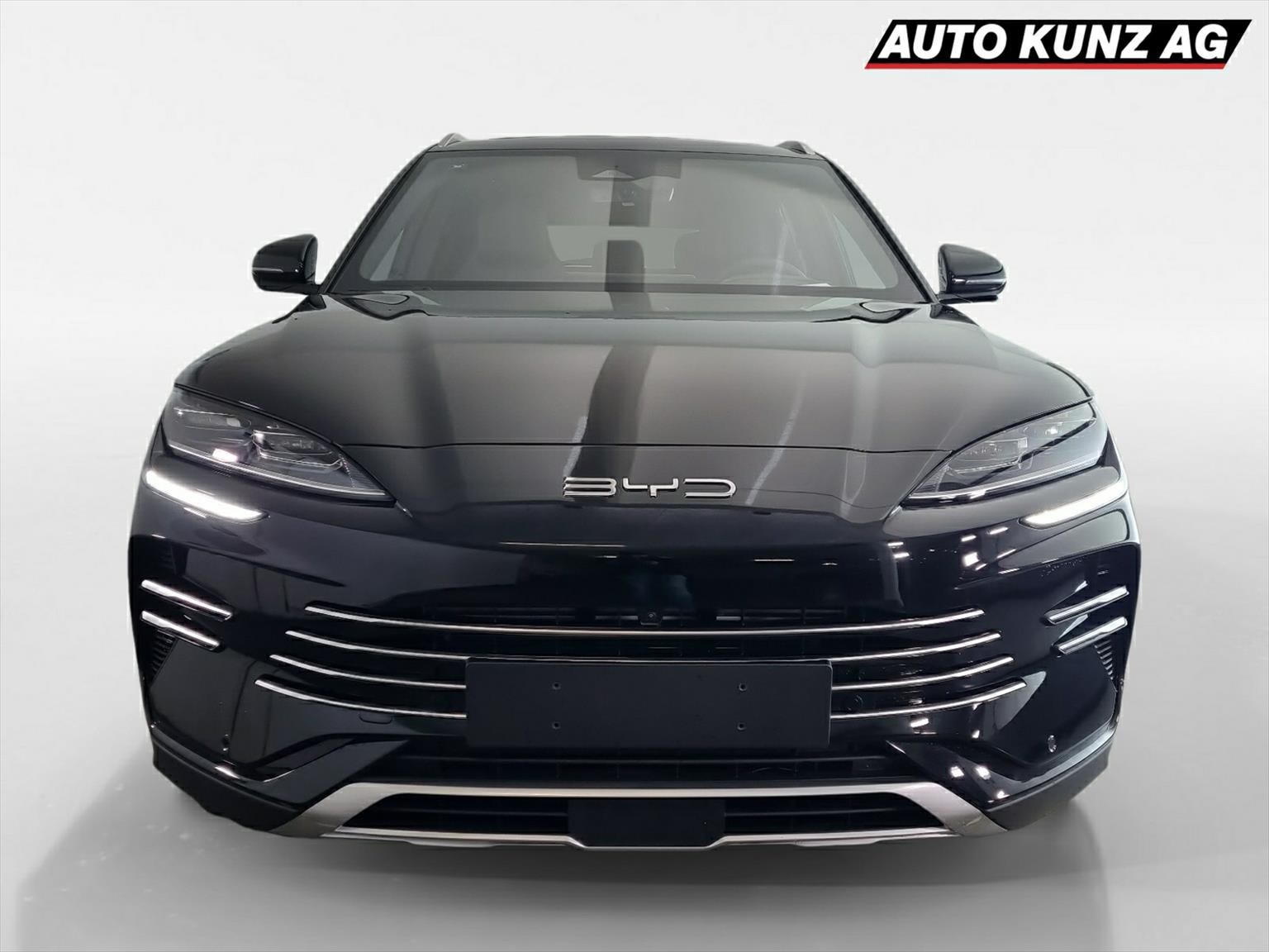 BYD Seal U DM-i Design AWD AHK-showroom-element-2