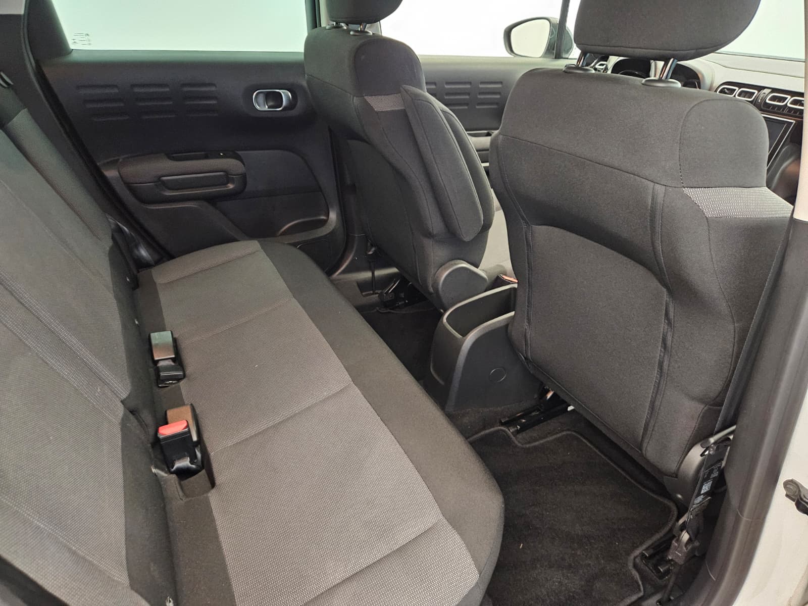 CITROEN C3 Aircross 1.2i PureTech Swiss Edition EAT6-image-13