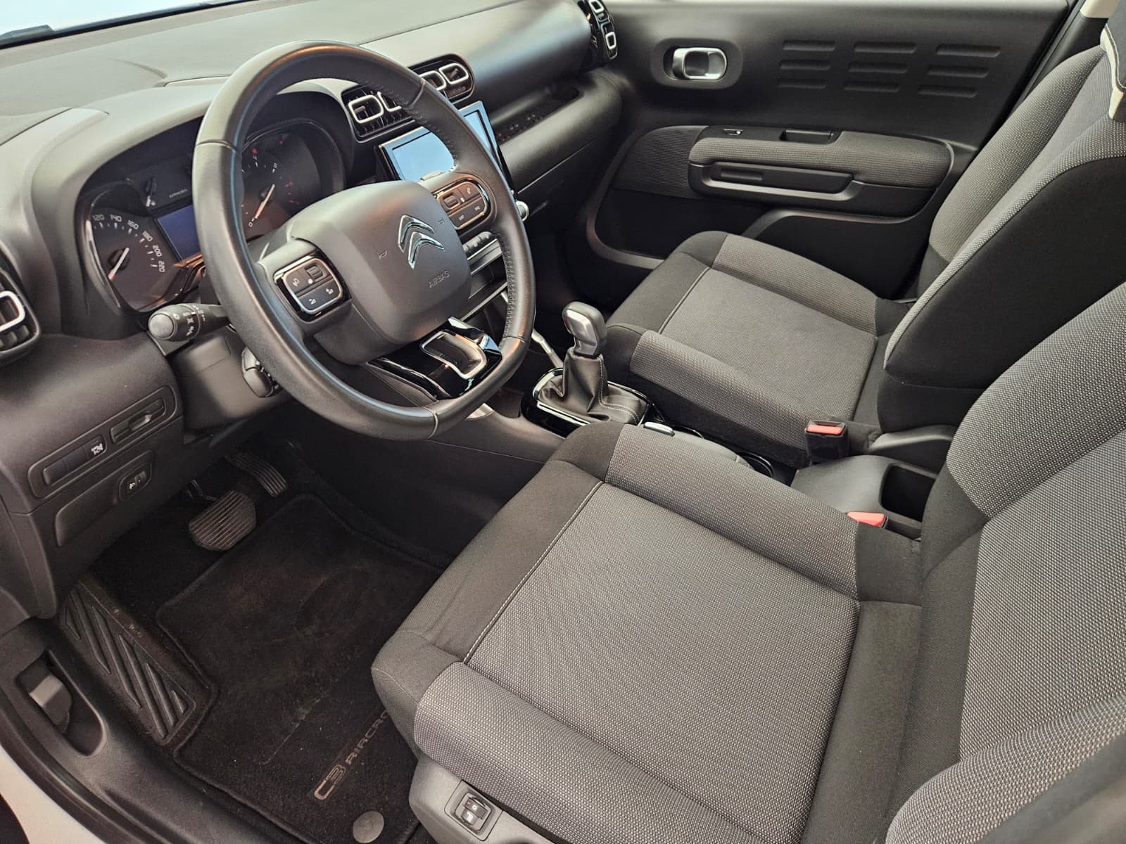 CITROEN C3 Aircross 1.2i PureTech Swiss Edition EAT6-image-10