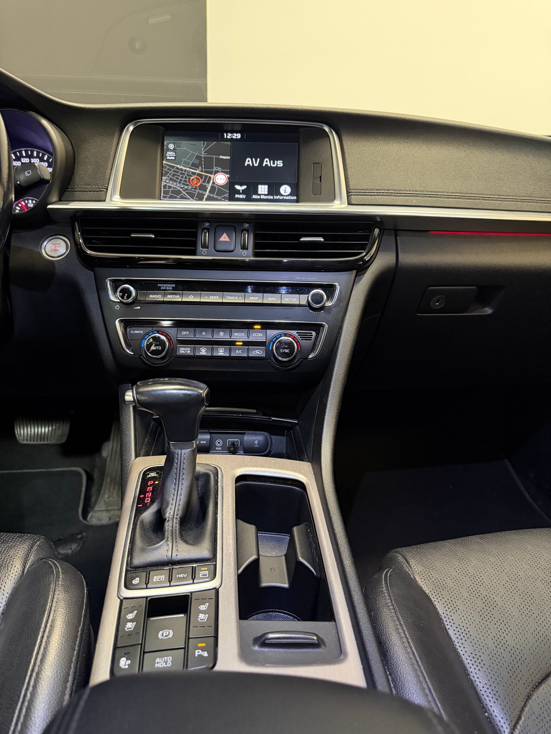 KIA Optima SW 2.0 T-GDI Plug-in Hybrid Automat-image-9