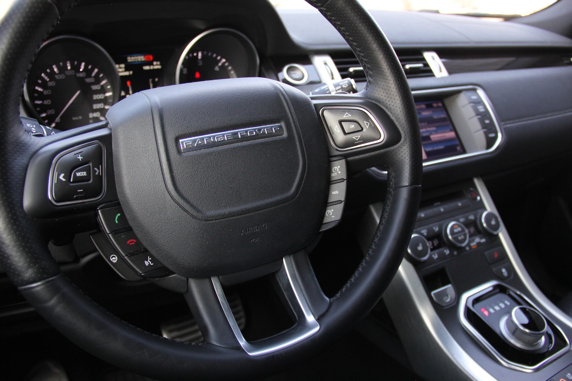 LAND ROVER Range Rover Evoque 2.2 SD4 Dynamic AT6 **360°-KAMERA** **PANORAMADACH** **FRISCH-AB-MFK**-image-13