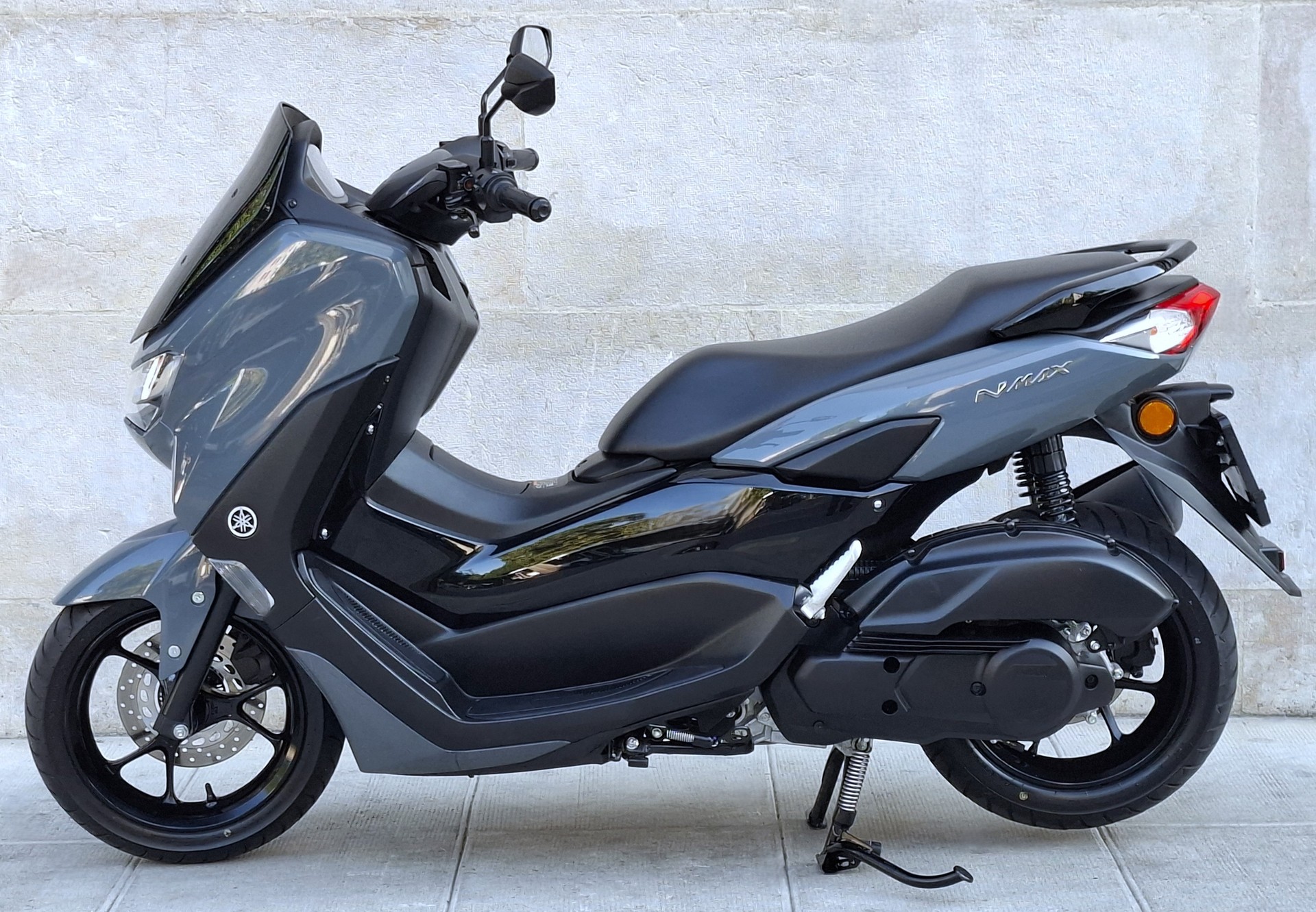 YAMAHA N-Max GPD 125-image-2