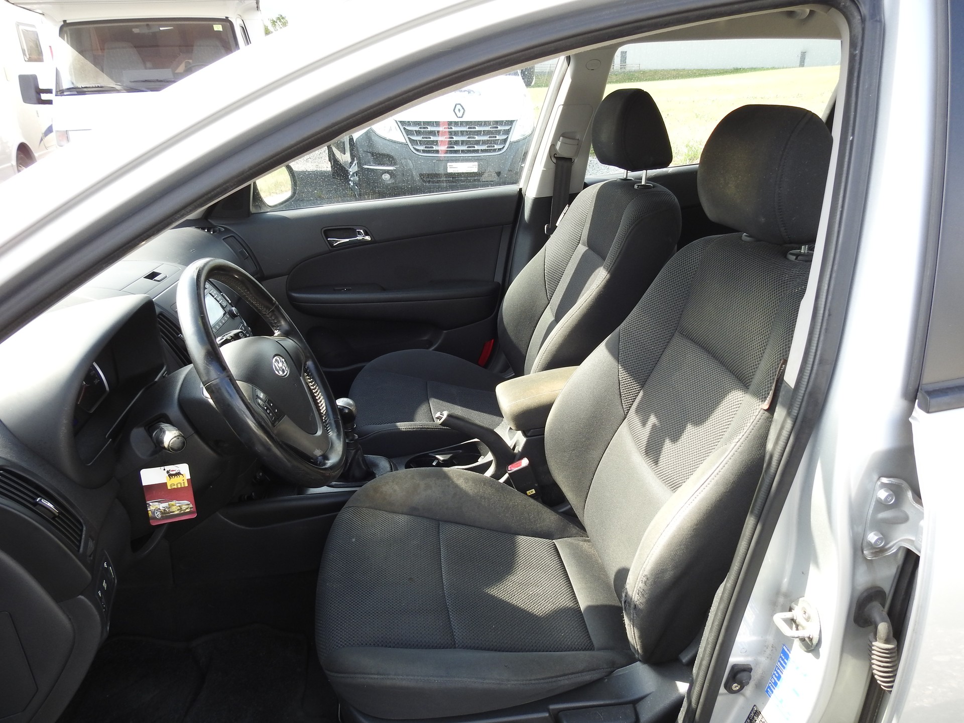 HYUNDAI i30 Wagon 1.6 CRDi CW Style-image-12