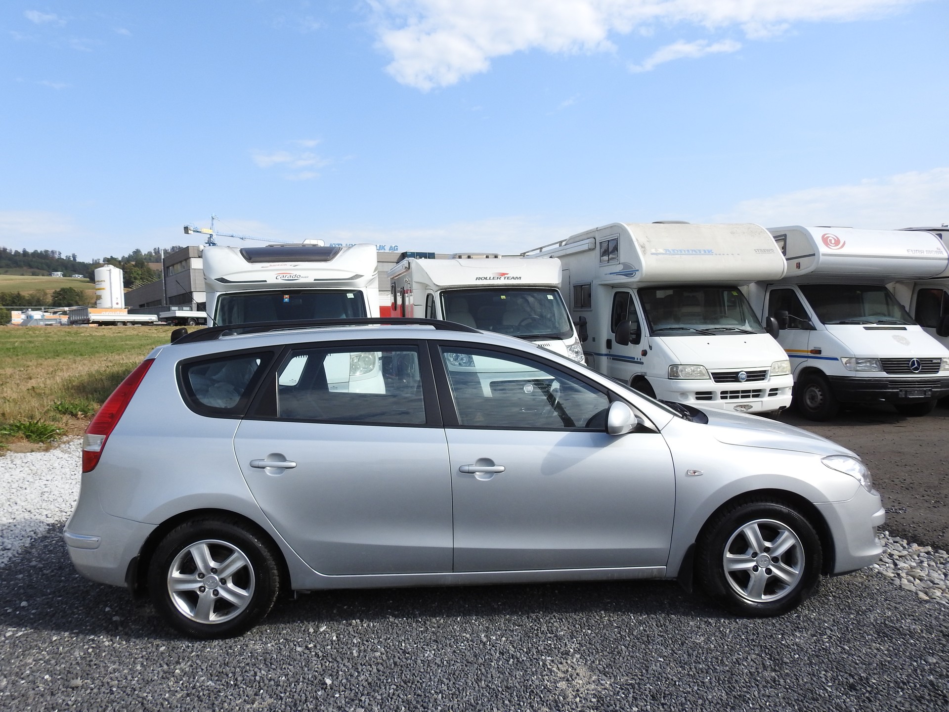 HYUNDAI i30 Wagon 1.6 CRDi CW Style-image-6